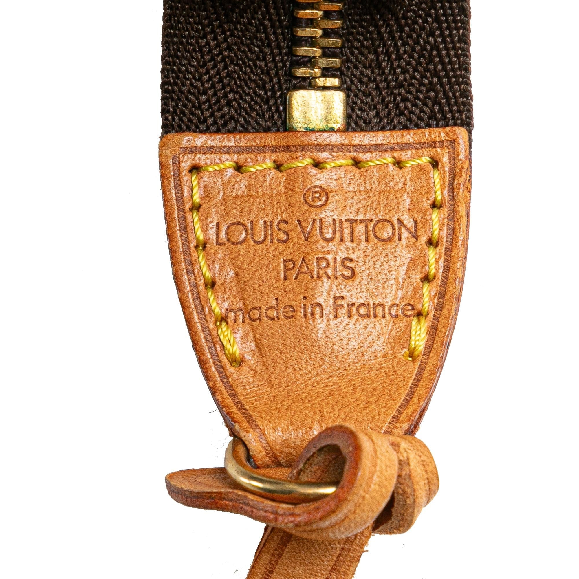 Louis Vuitton Monogram Pochette Accessoires (SHG-zwG3nU)