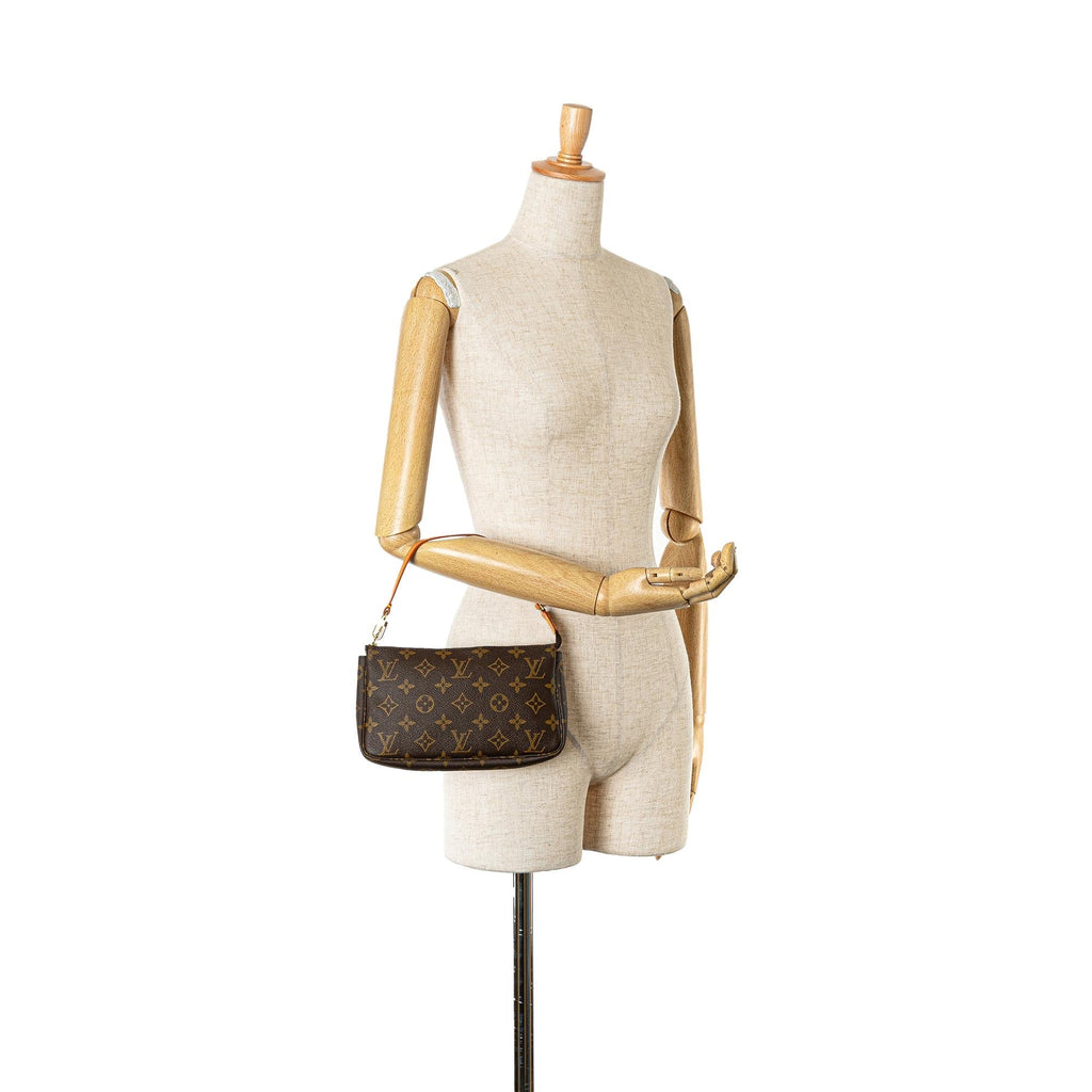 Louis Vuitton Monogram Pochette Accessoires (SHG-zwG3nU)