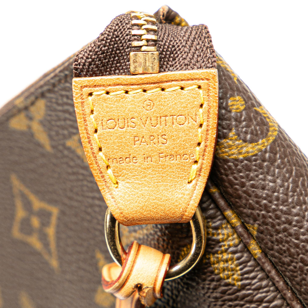 Louis Vuitton Monogram Pochette Accessoires (SHG-awtMyj)