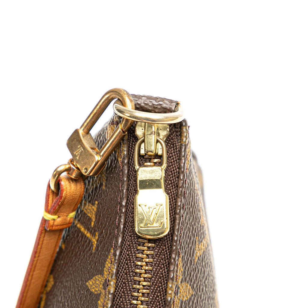 Louis Vuitton Monogram Pochette Accessoires (SHG-YIrzOd)