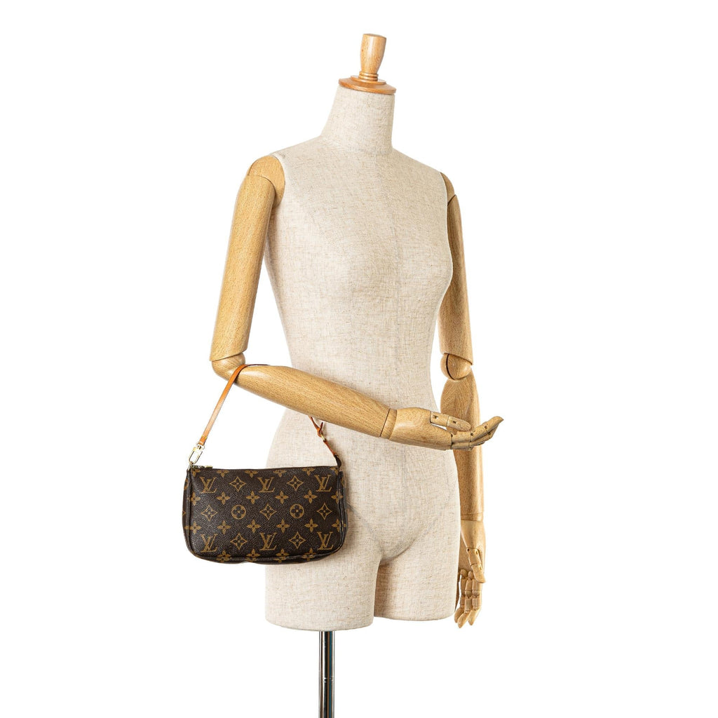 Louis Vuitton Monogram Pochette Accessoires (SHG-YIrzOd)