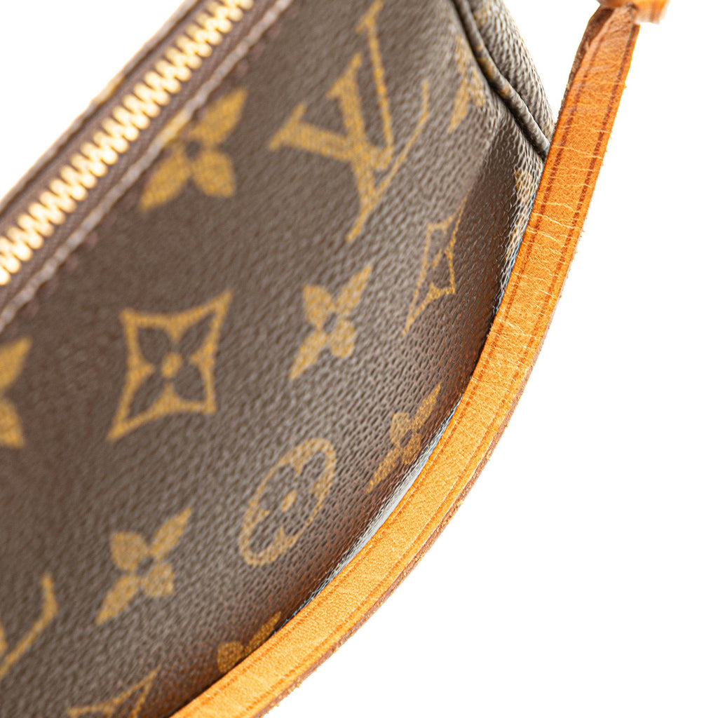 Louis Vuitton Monogram Pochette Accessoires (SHG-bQGjW9)