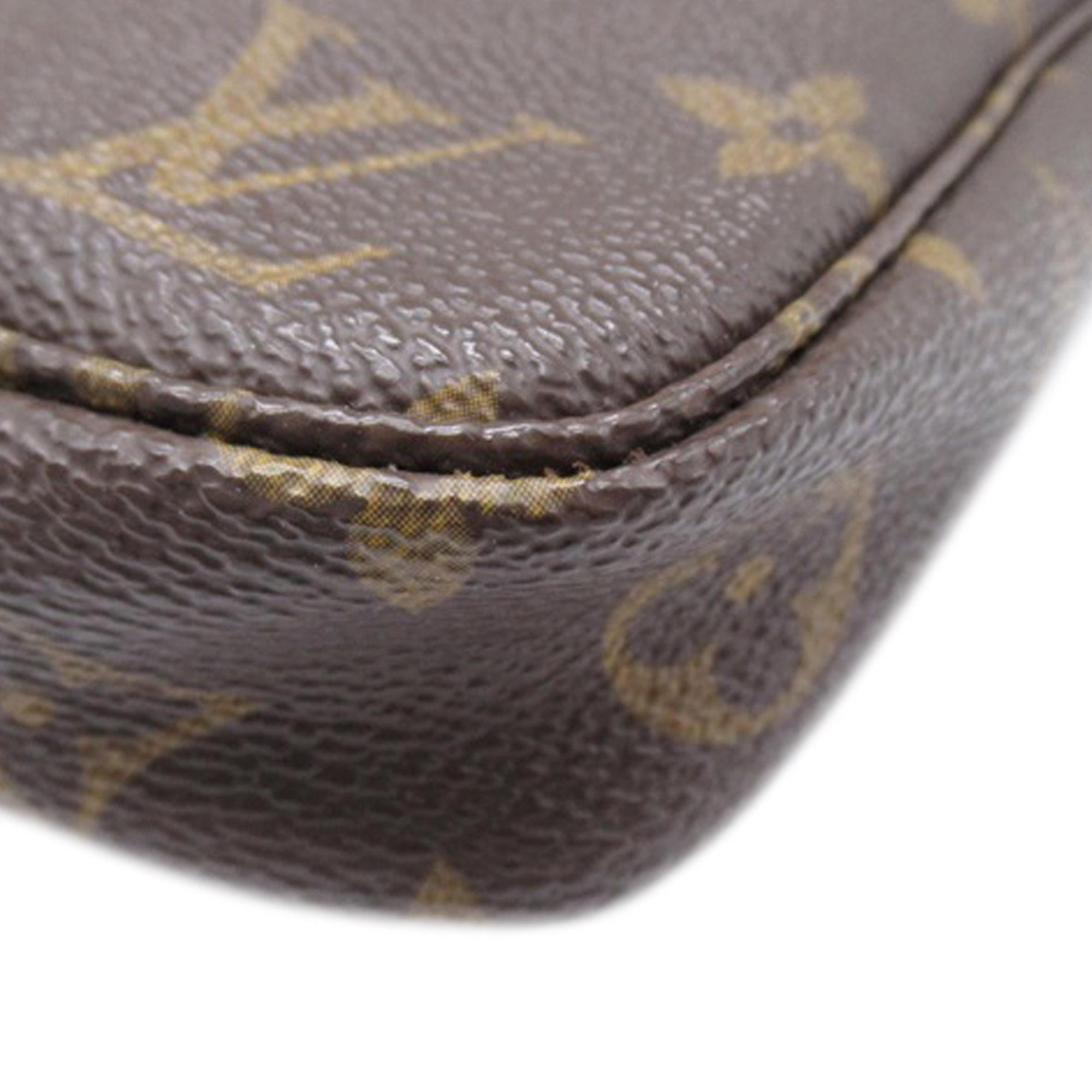Louis Vuitton Monogram Pochette Accessoires (SHG-2ijezP)