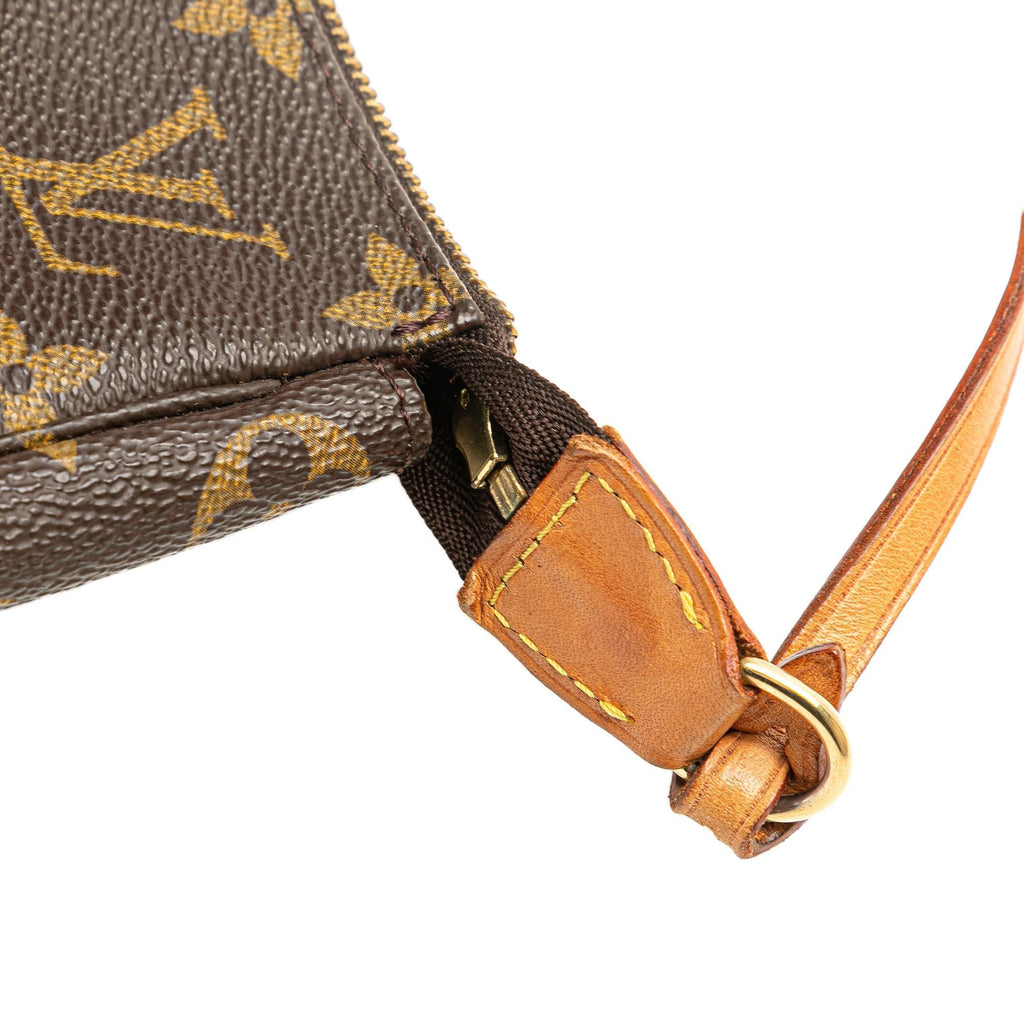 Louis Vuitton Monogram Pochette Accessoires (SHG-pgotco)