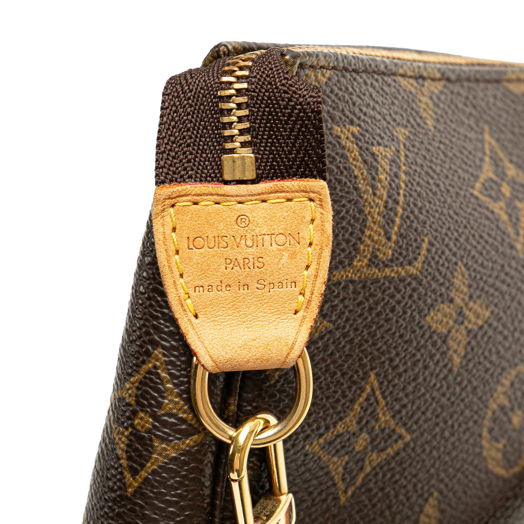 Louis Vuitton Monogram Pochette Accessoires