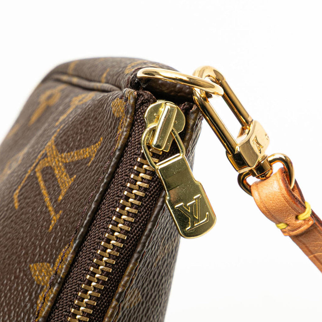 Louis Vuitton Monogram Pochette Accessoires