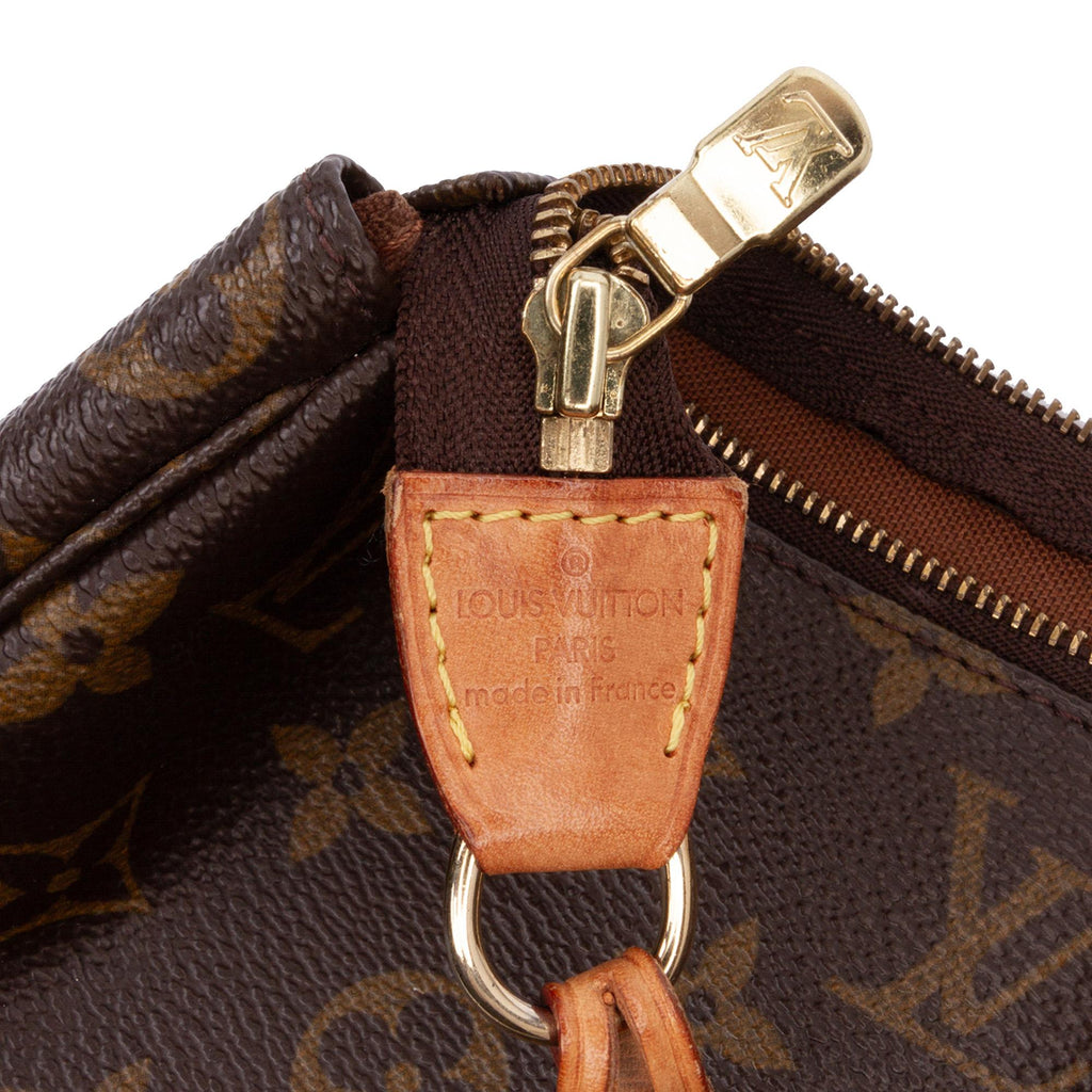 Louis Vuitton Monogram Pochette Accessoires