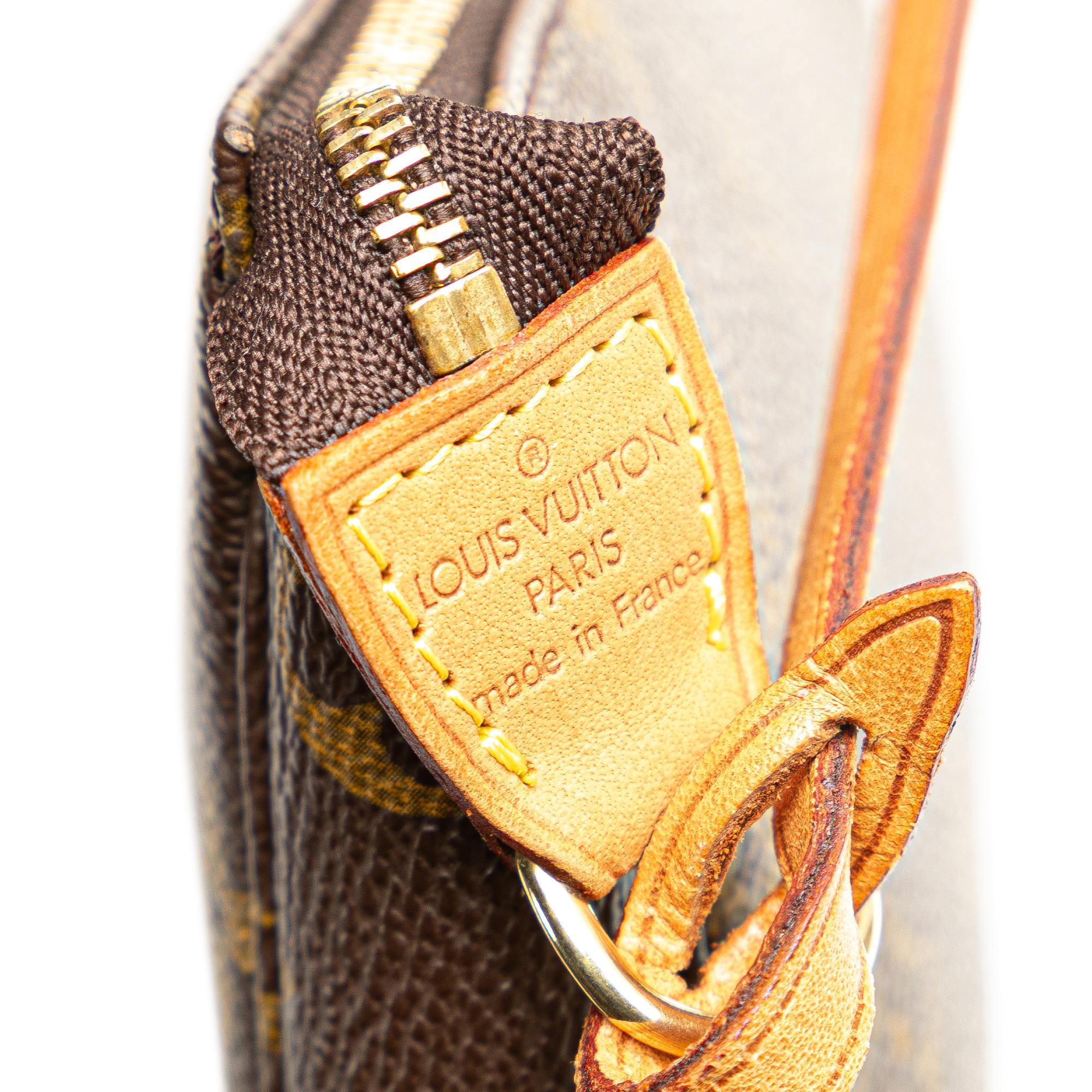 Louis Vuitton Monogram Pochette Accessoires