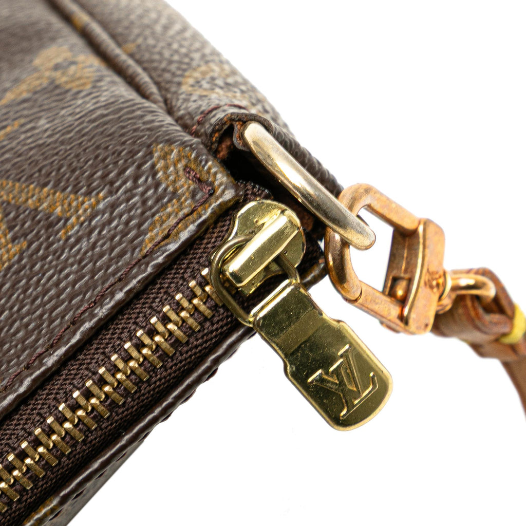 Louis Vuitton Monogram Pochette Accessoires