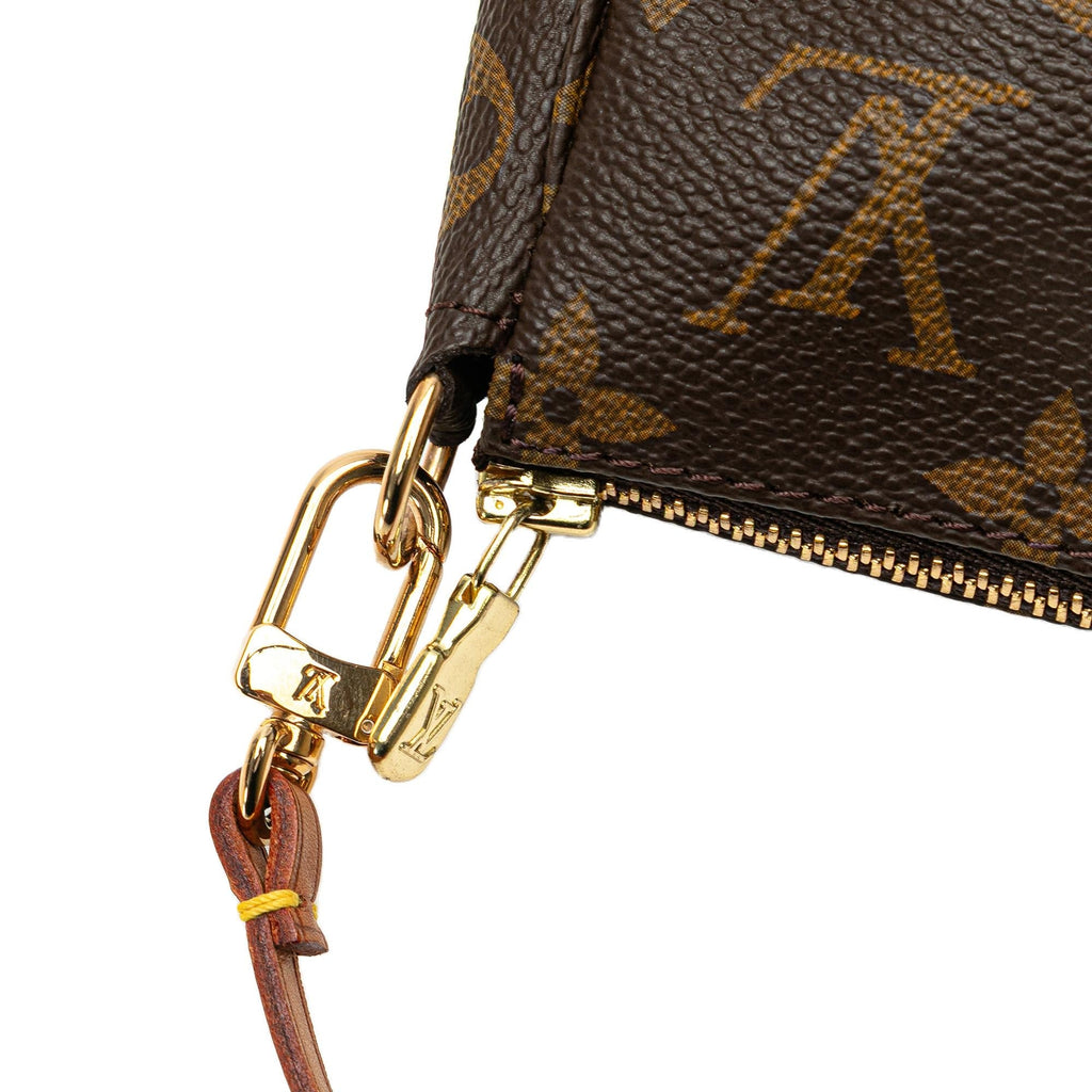 Louis Vuitton Monogram Pochette Accessoires
