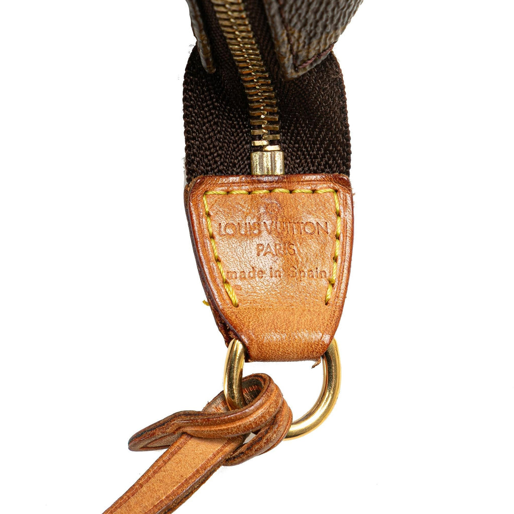 Louis Vuitton Monogram Pochette Accessoires