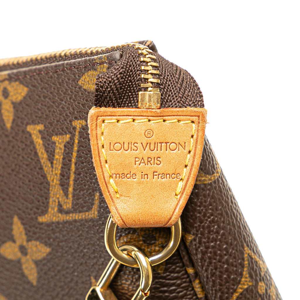 Louis Vuitton Monogram Pochette Accessoires