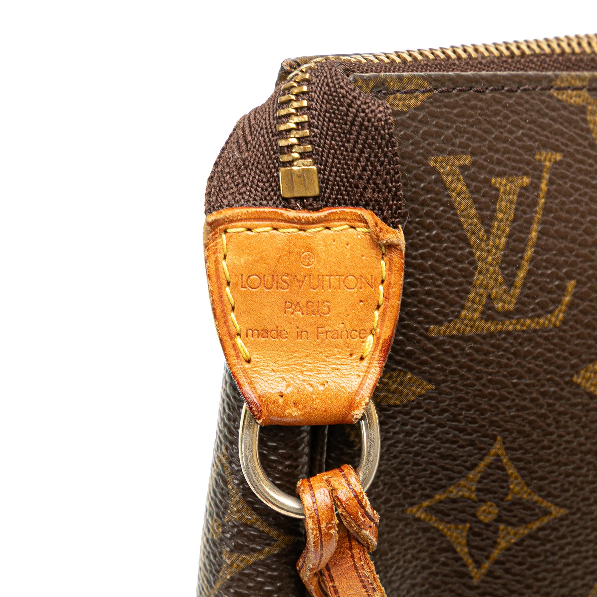 Louis Vuitton Monogram Pochette Accessoires