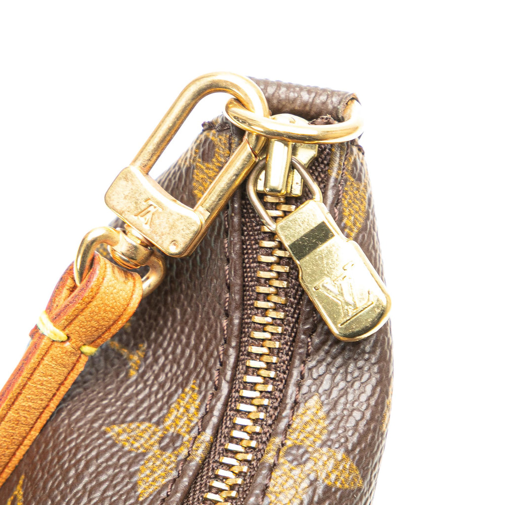 Louis Vuitton Monogram Pochette Accessoires