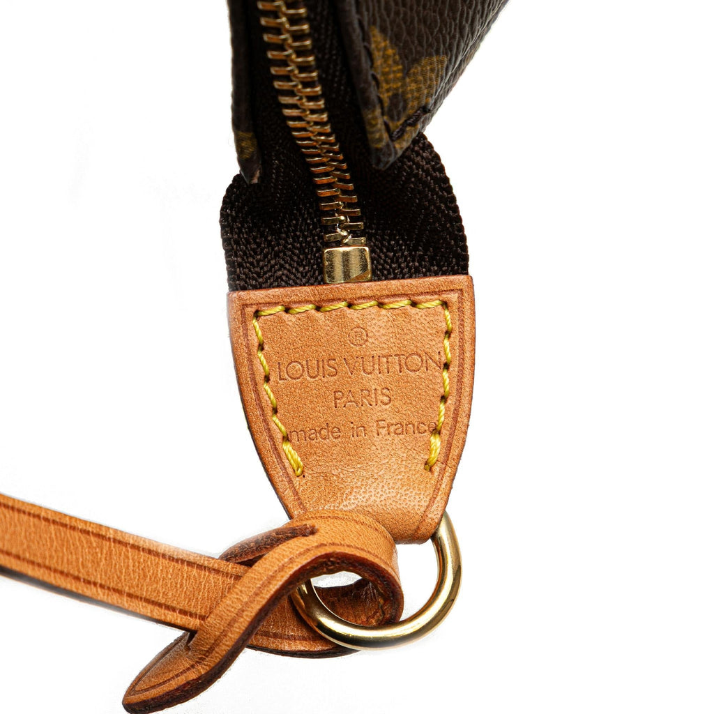 Louis Vuitton Monogram Pochette Accessoires