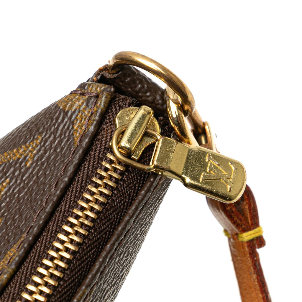 Louis Vuitton Monogram Pochette Accessoires