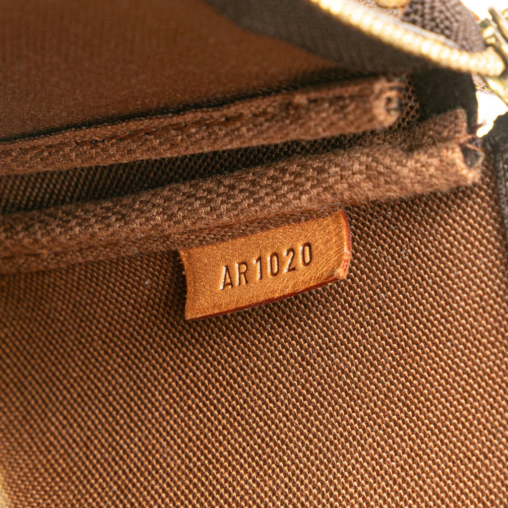 Louis Vuitton Monogram Pochette Accessoires
