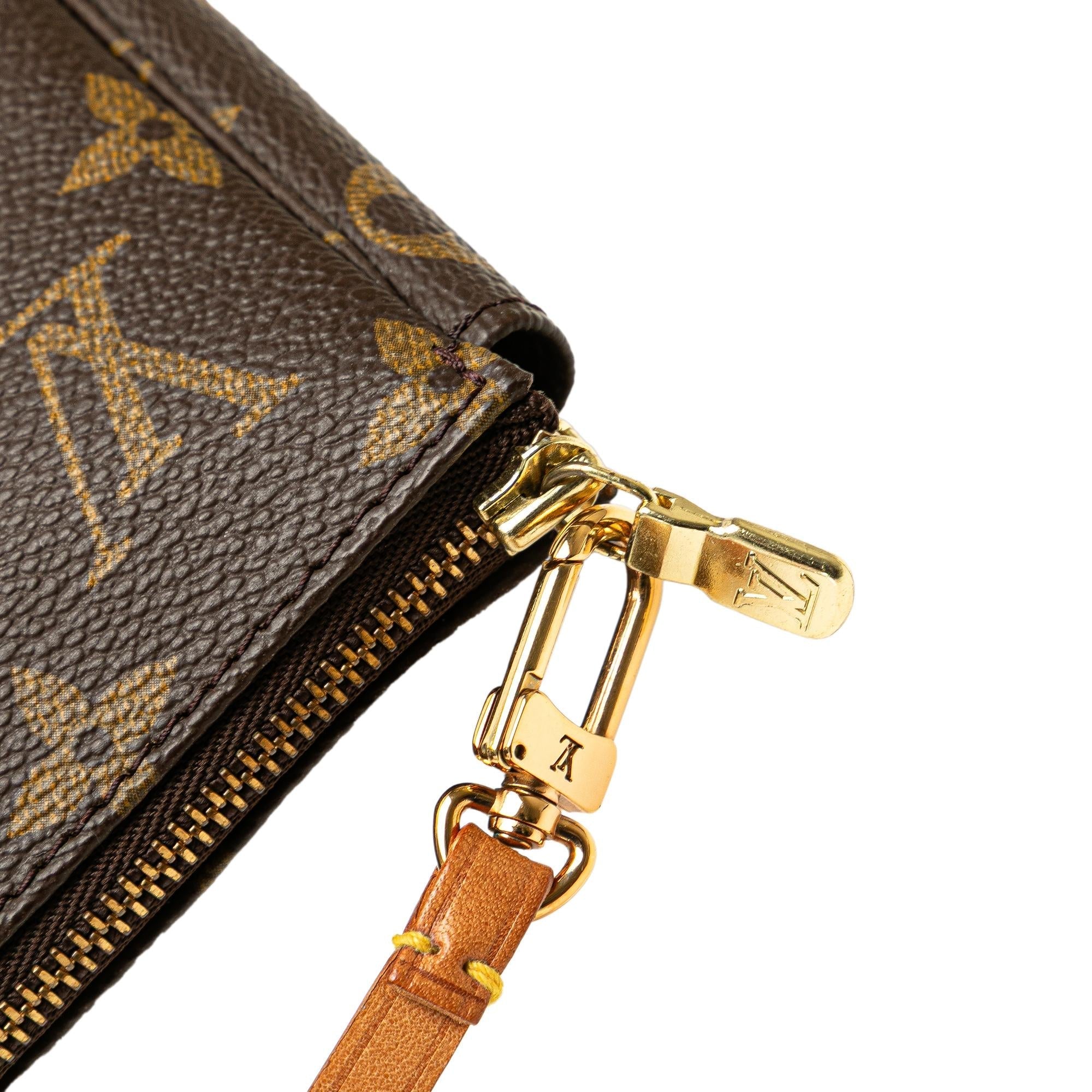 Louis Vuitton Monogram Pochette Accessoires