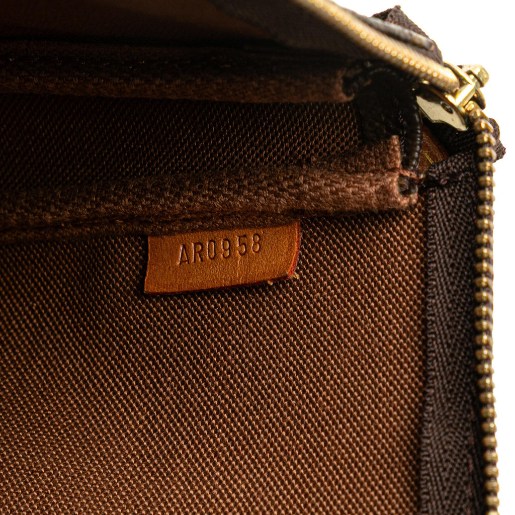Louis Vuitton Monogram Pochette Accessoires