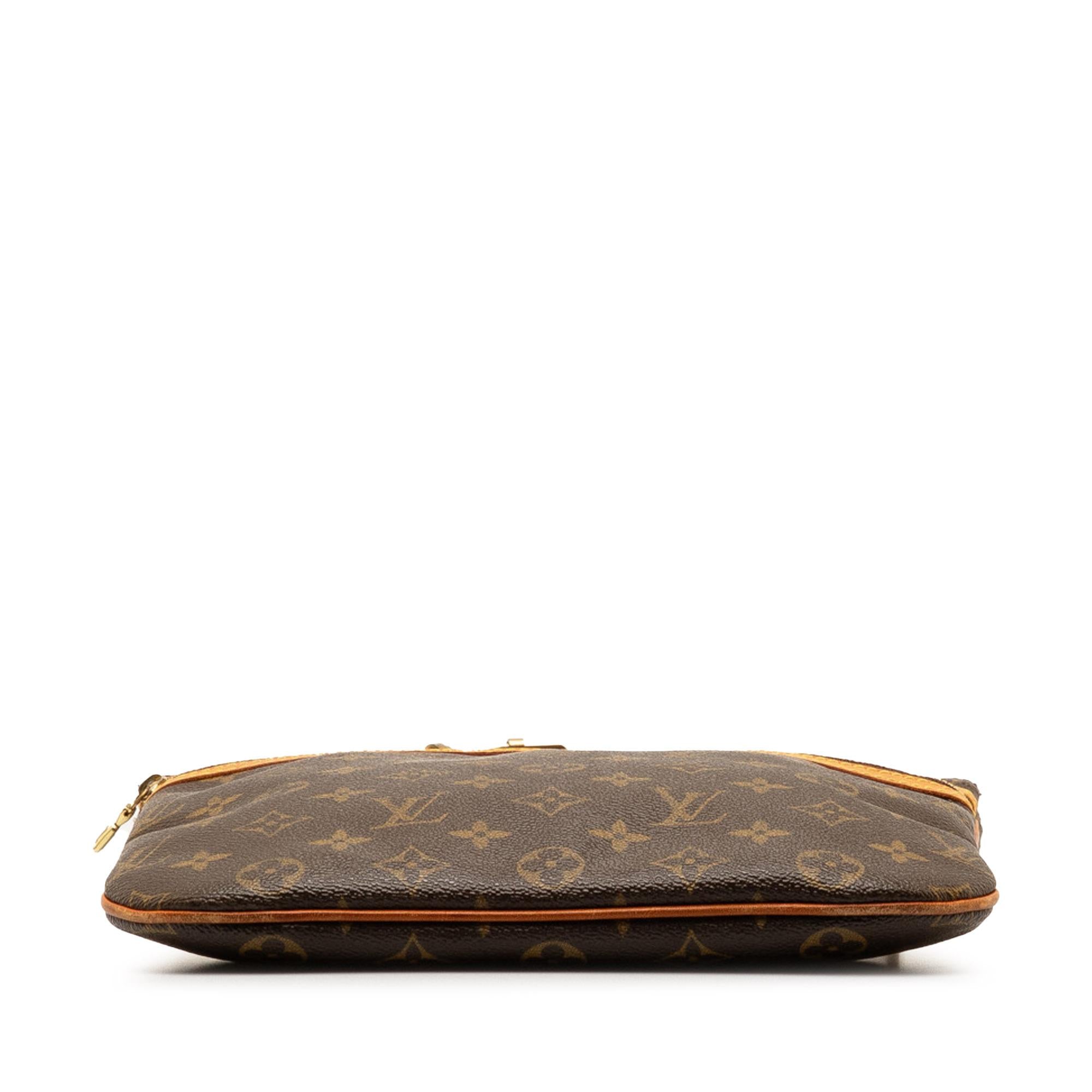 Louis Vuitton Monogram Pochette Bosphore (SHG-gsLodP)