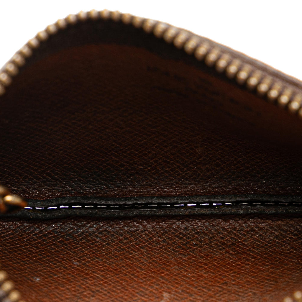 Louis Vuitton Monogram Pochette Cles (SHG-M10scg)