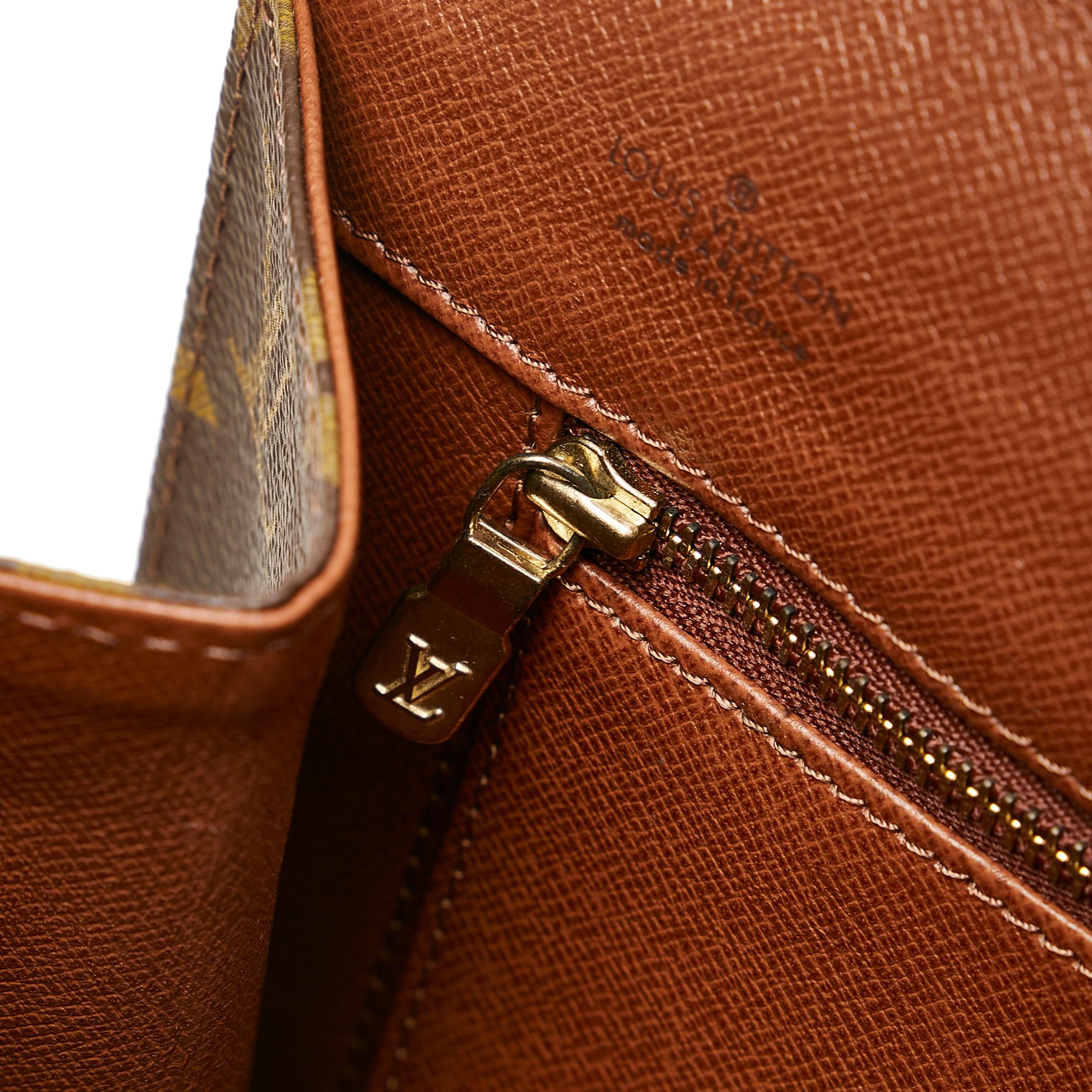 Louis Vuitton Monogram Pochette Dame GM (SHG-37858)