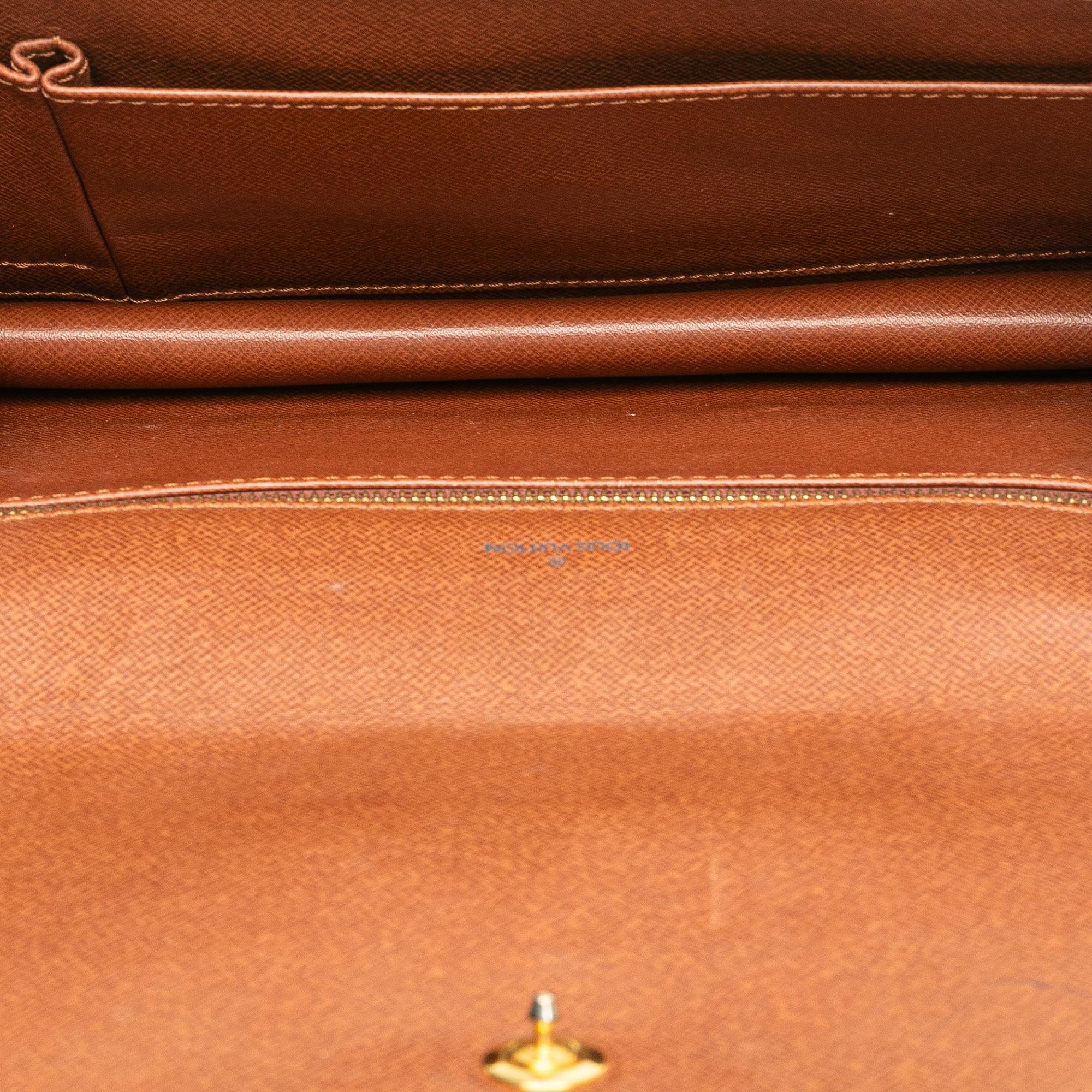 Louis Vuitton Monogram Pochette Dame GM