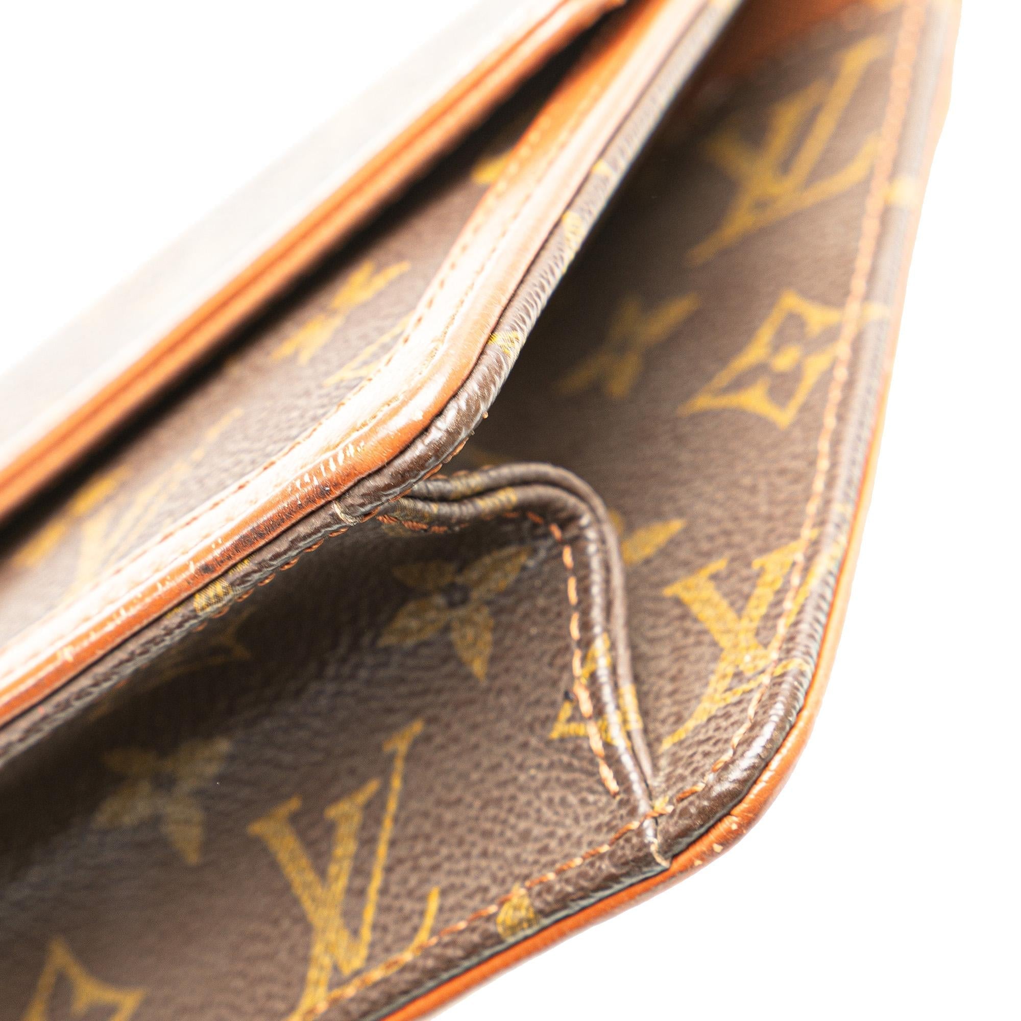 Louis Vuitton Monogram Pochette Dame PM