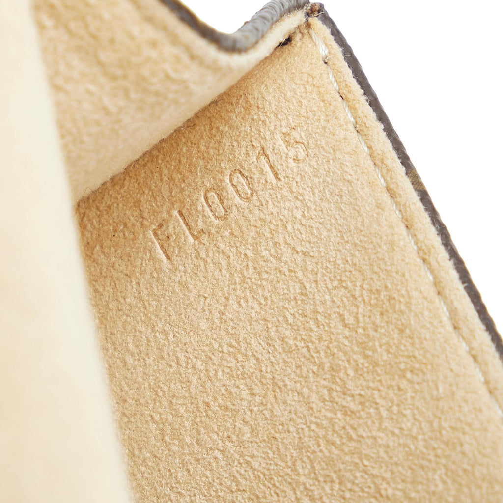 Louis Vuitton Monogram Pochette Florentine (SHG-JxuNzJ)