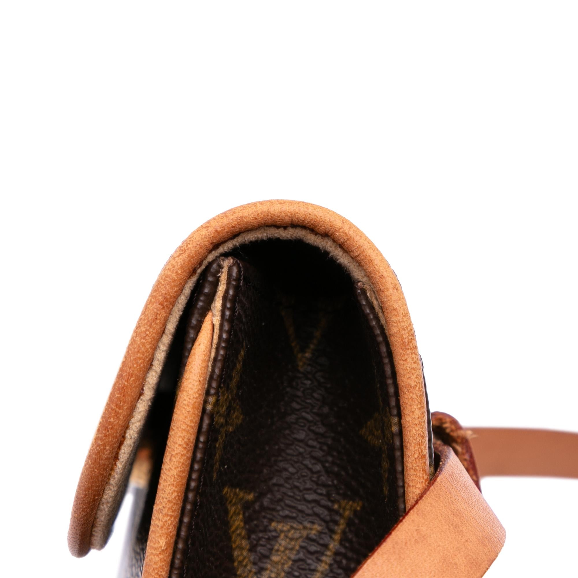 Louis Vuitton Monogram Pochette Florentine