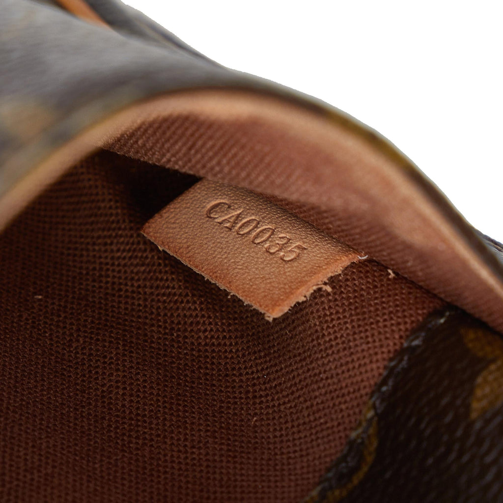 Louis Vuitton Monogram Pochette Gange (SHG-wfi0Bu)