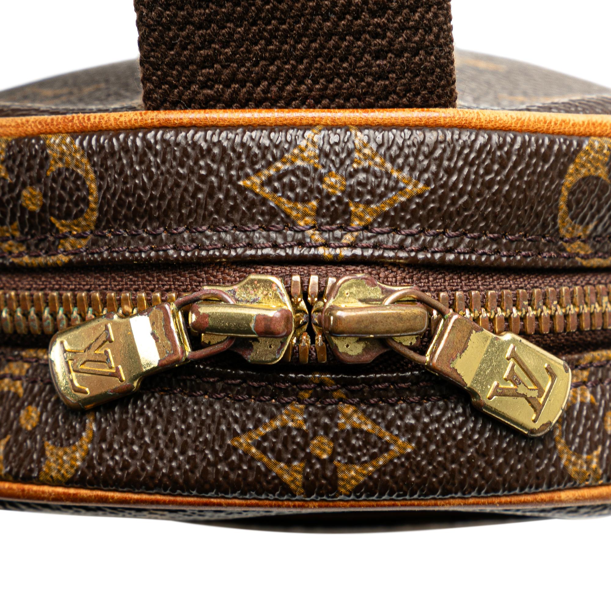 Louis Vuitton Monogram Pochette Gange (SHG-U2pE3R)