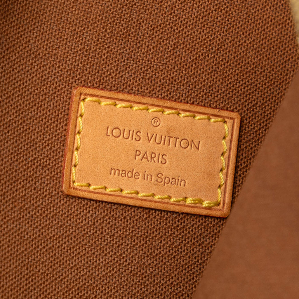 Louis Vuitton Monogram Pochette Gange (SHG-eHLuVN)