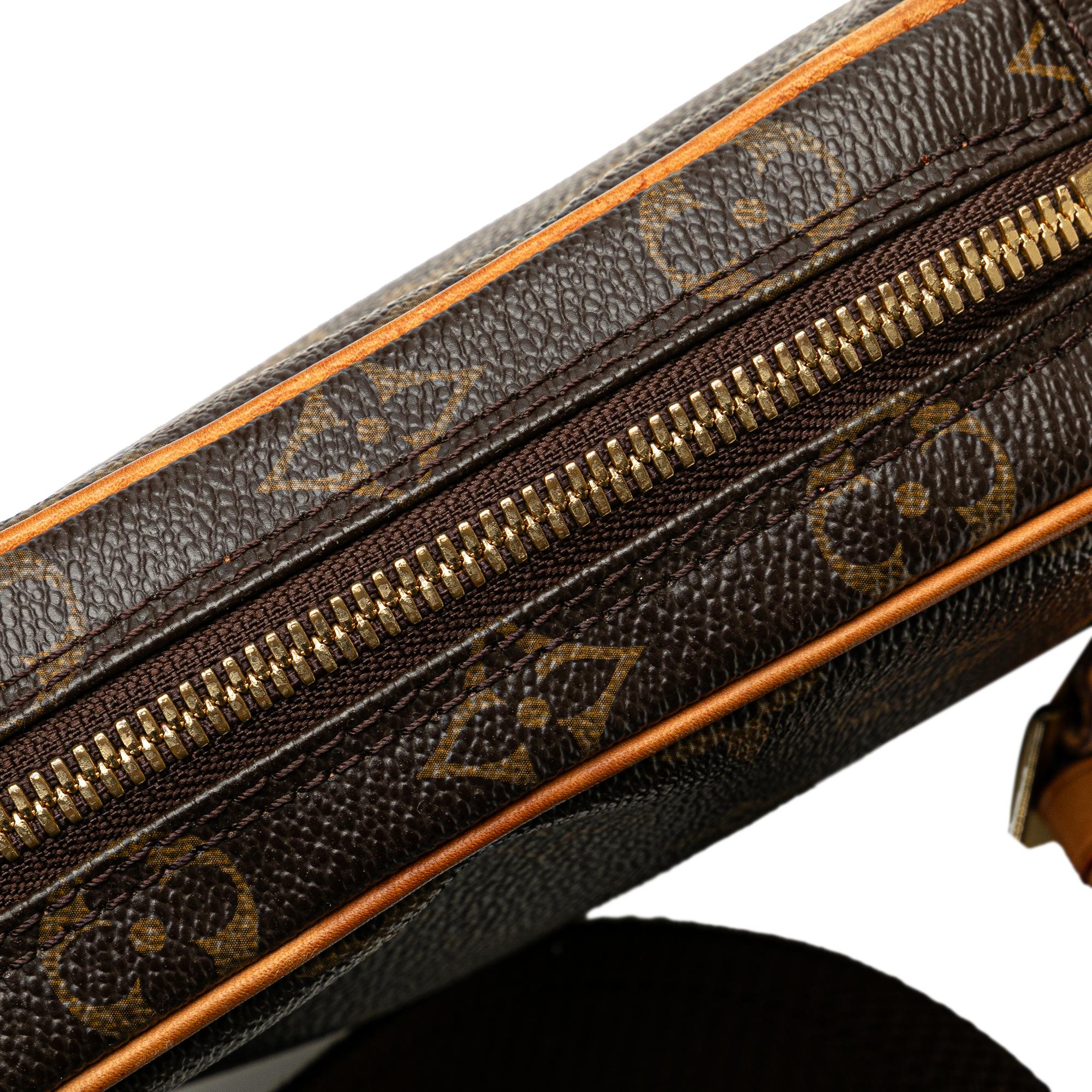 Louis Vuitton Monogram Pochette Gange