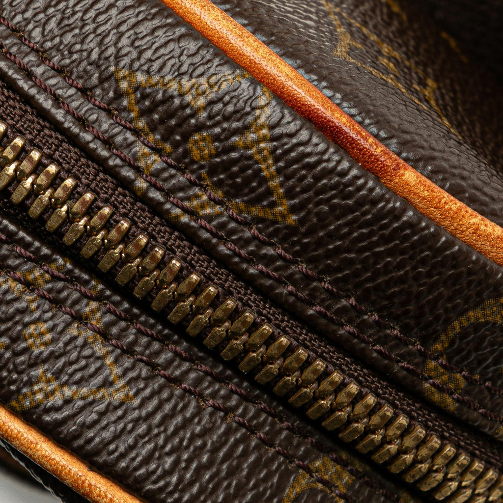 Louis Vuitton Monogram Pochette Gange
