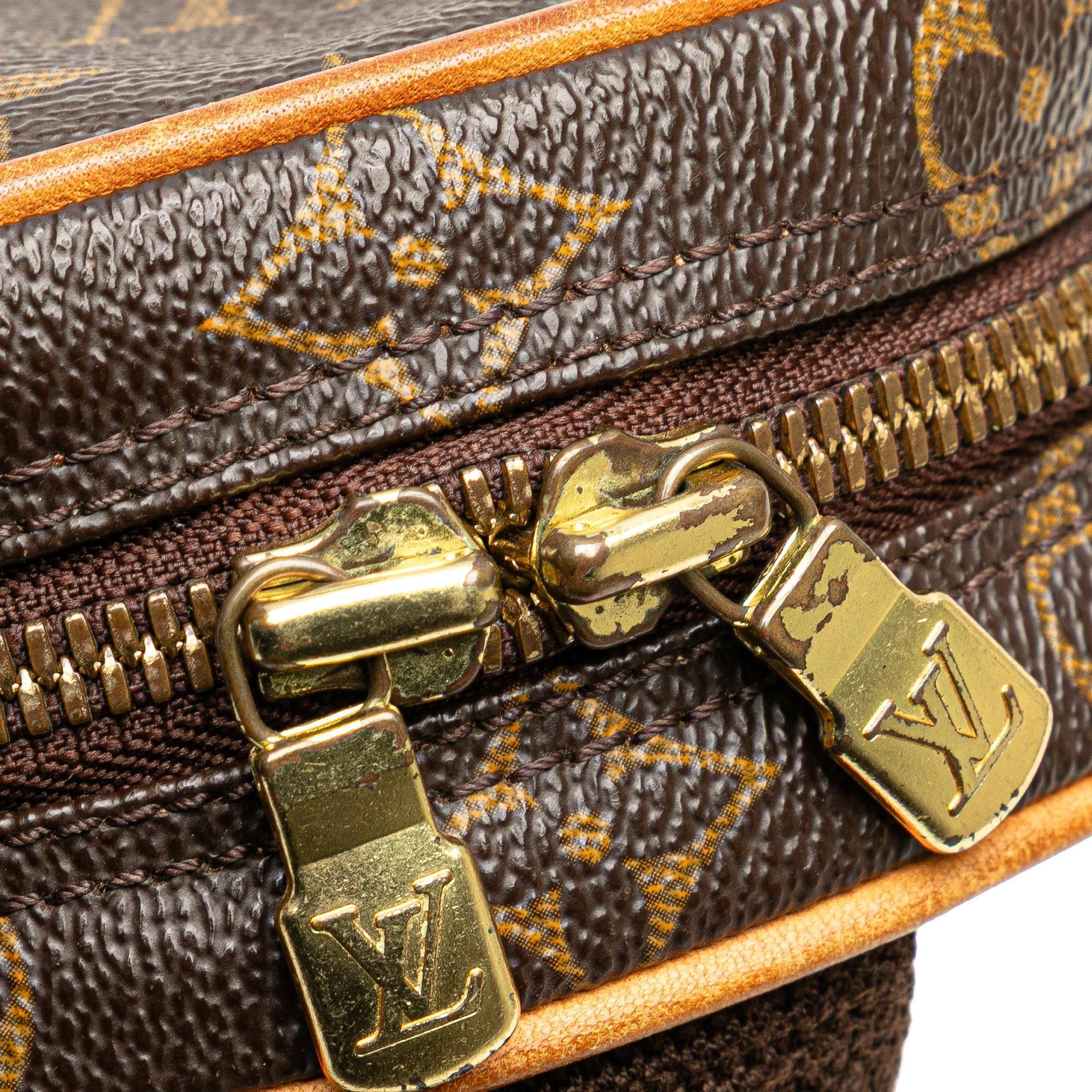 Louis Vuitton Monogram Pochette Gange