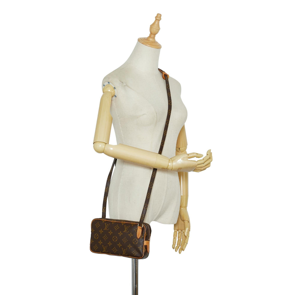 Louis Vuitton Monogram Pochette Marly Bandouliere (SHG-necMER)