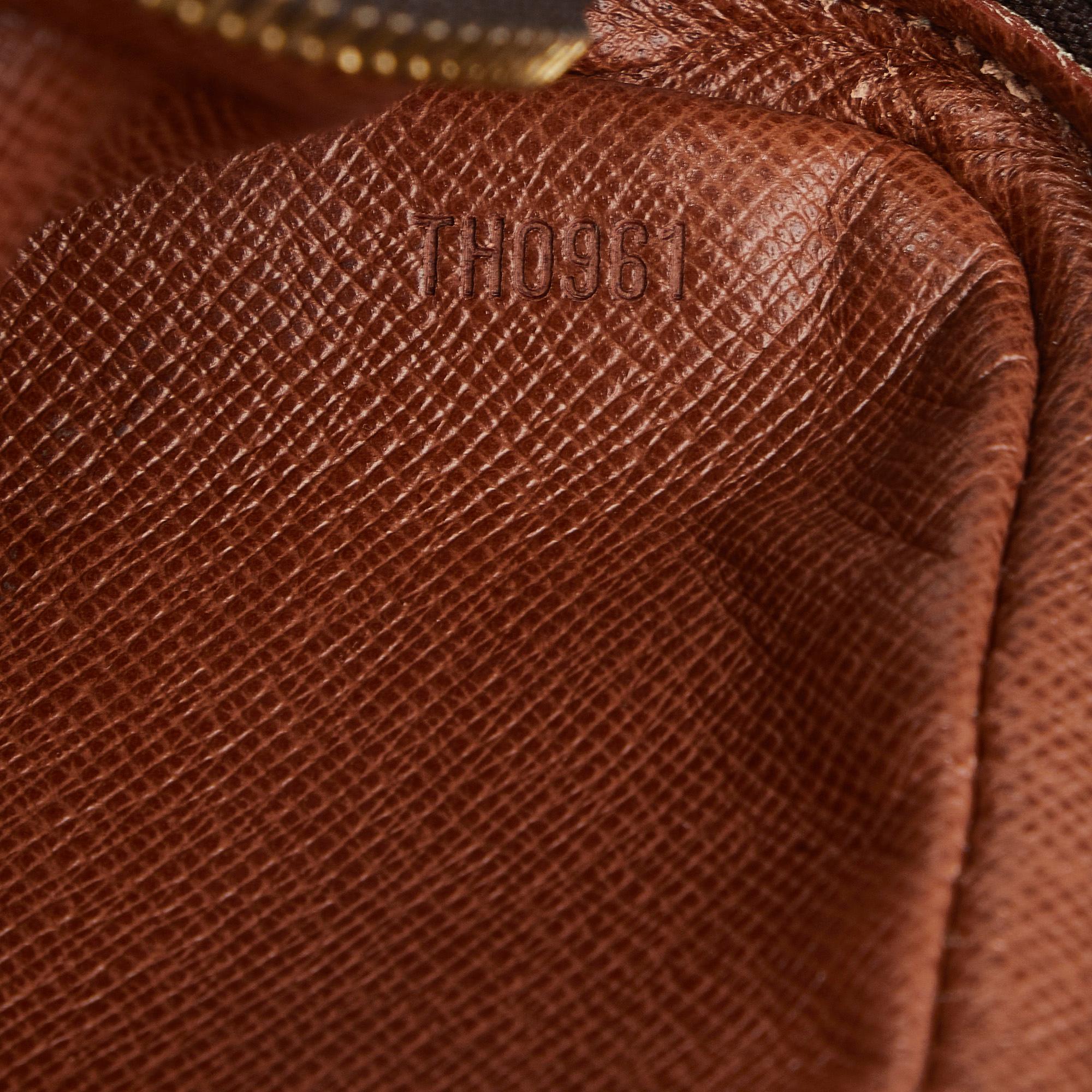 Louis Vuitton Monogram Pochette Marly Bandouliere (SHG-2PYdoK)