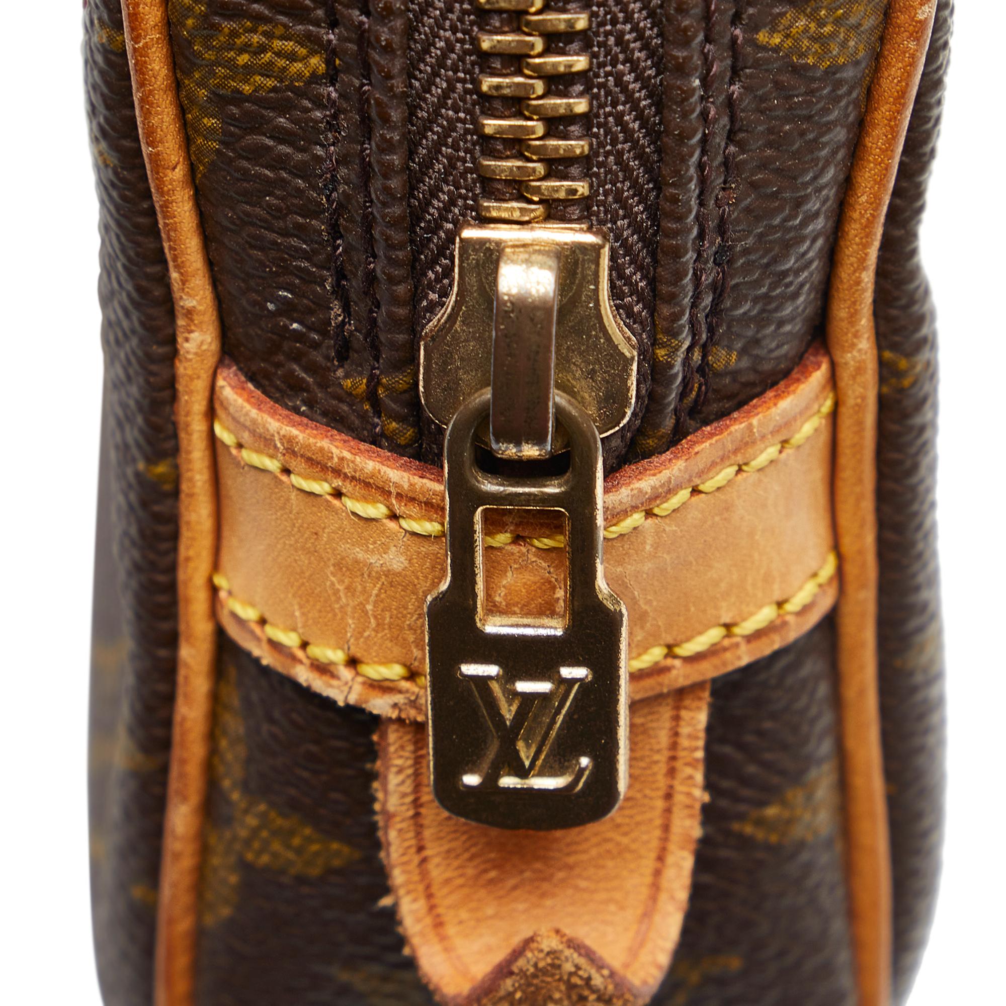 Louis Vuitton Monogram Pochette Marly Bandouliere (SHG-8NhatJ)