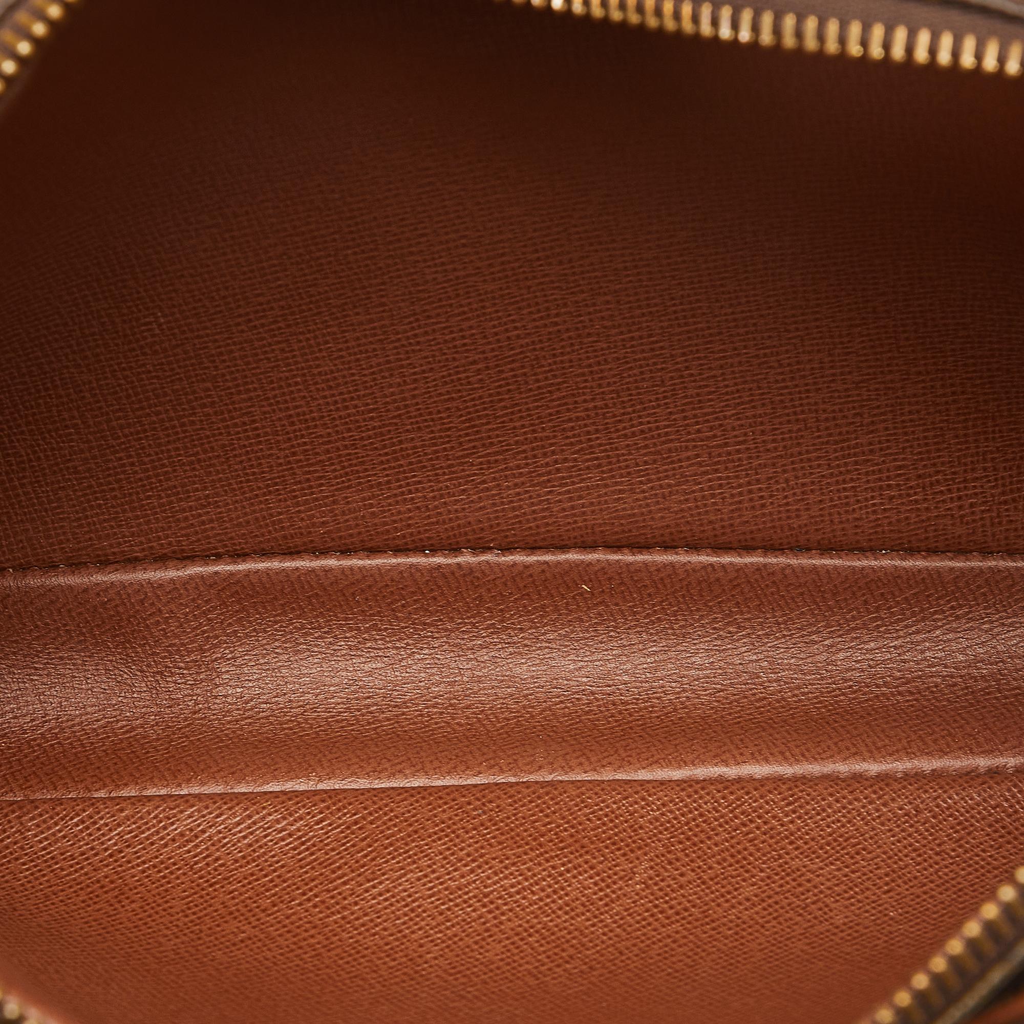 Louis Vuitton Monogram Pochette Marly Bandouliere (SHG-F4V91h)