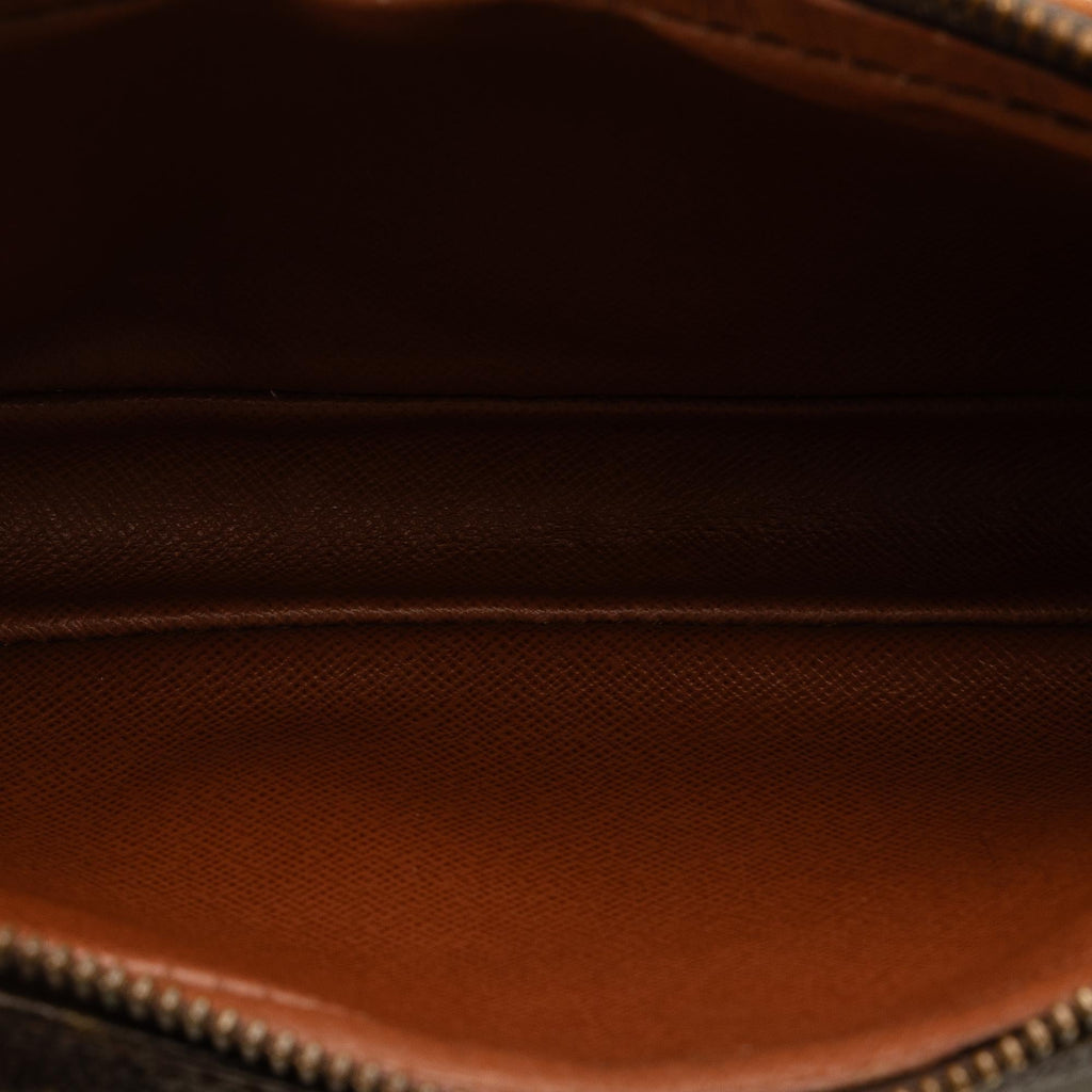 Louis Vuitton Monogram Pochette Marly Bandouliere (SHG-HCXRxe)