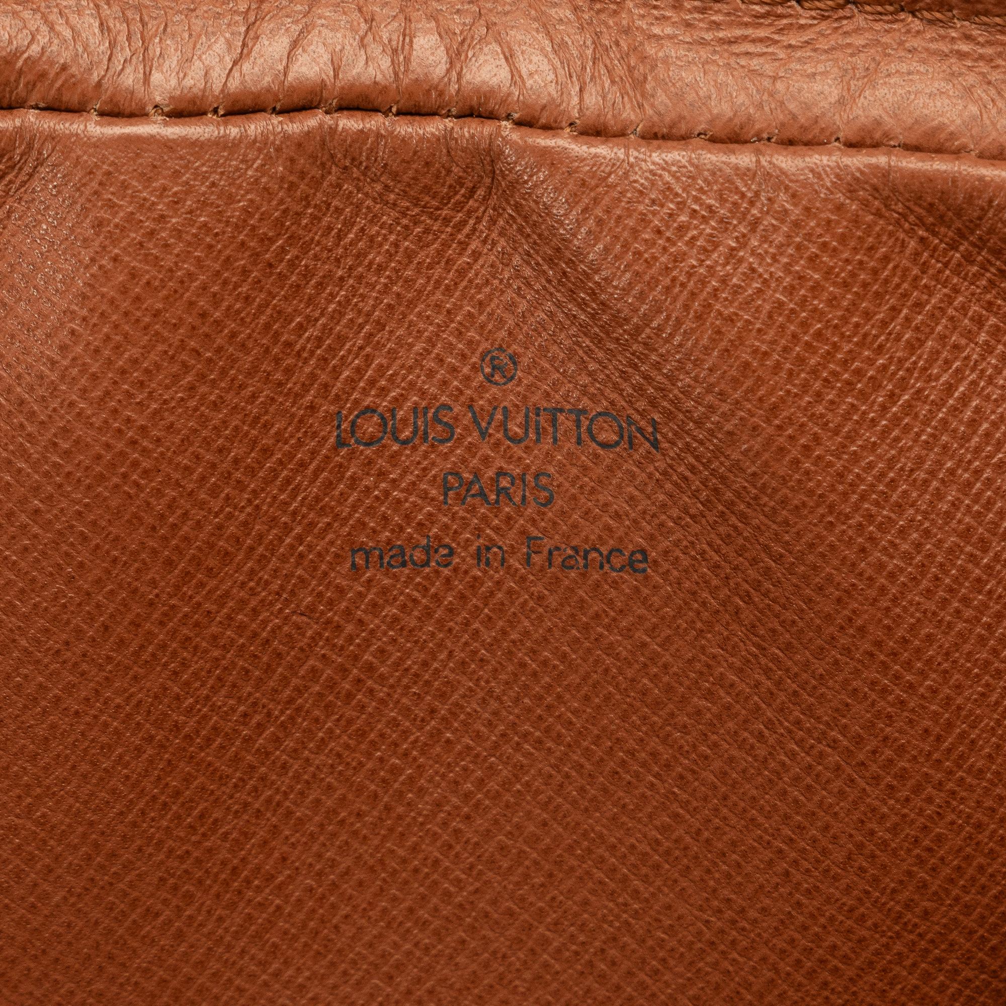 Louis Vuitton Monogram Pochette Marly Bandouliere (SHG-HCXRxe)