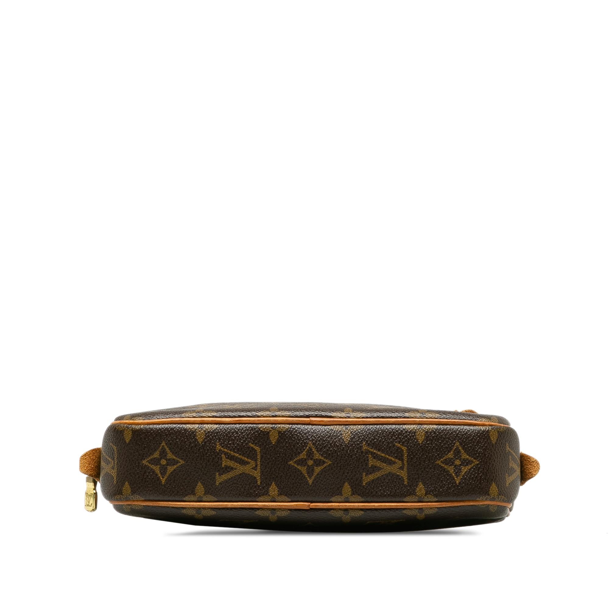 Louis Vuitton Monogram Pochette Marly Bandouliere (SHG-PJWALs)