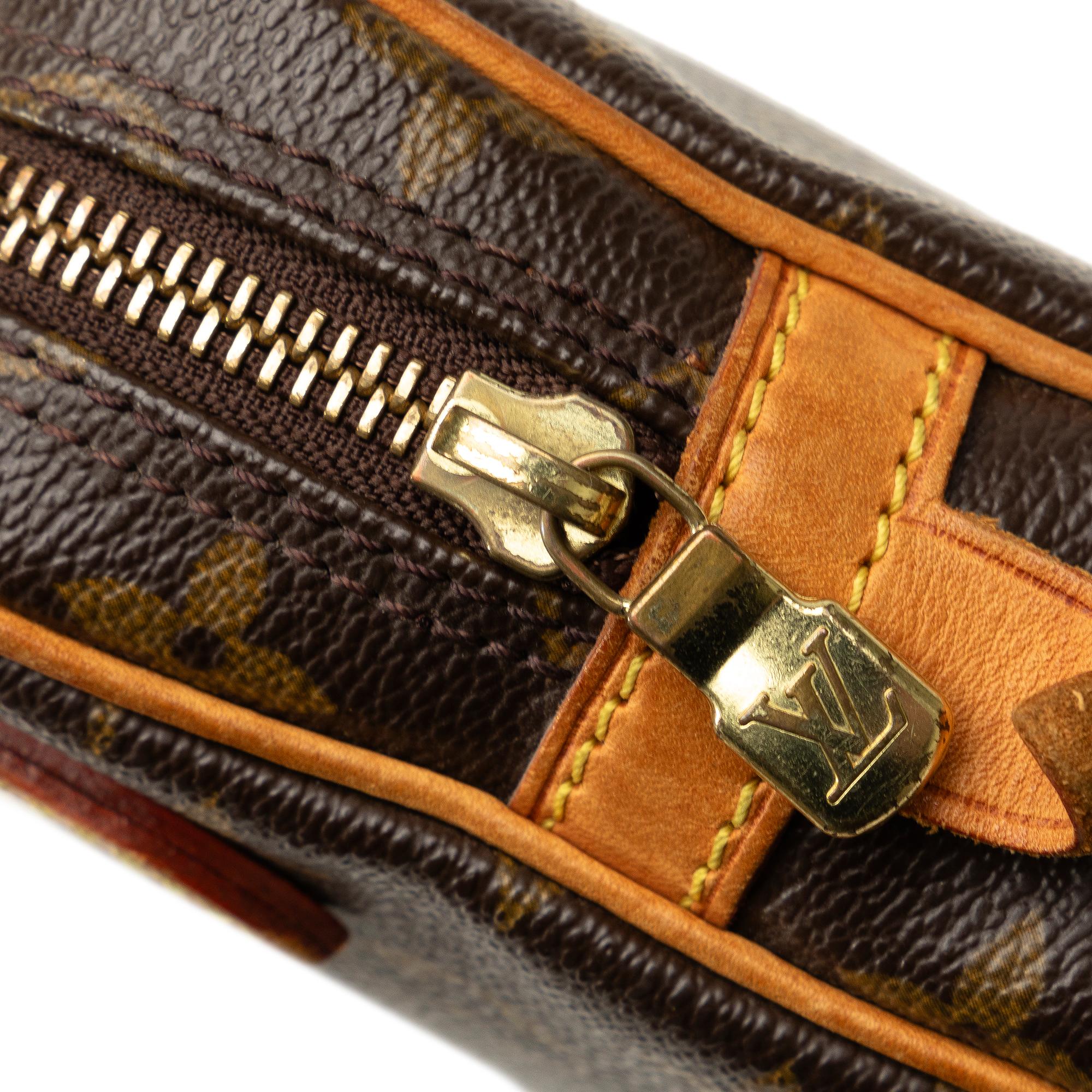 Louis Vuitton Monogram Pochette Marly Bandouliere (SHG-PJWALs)