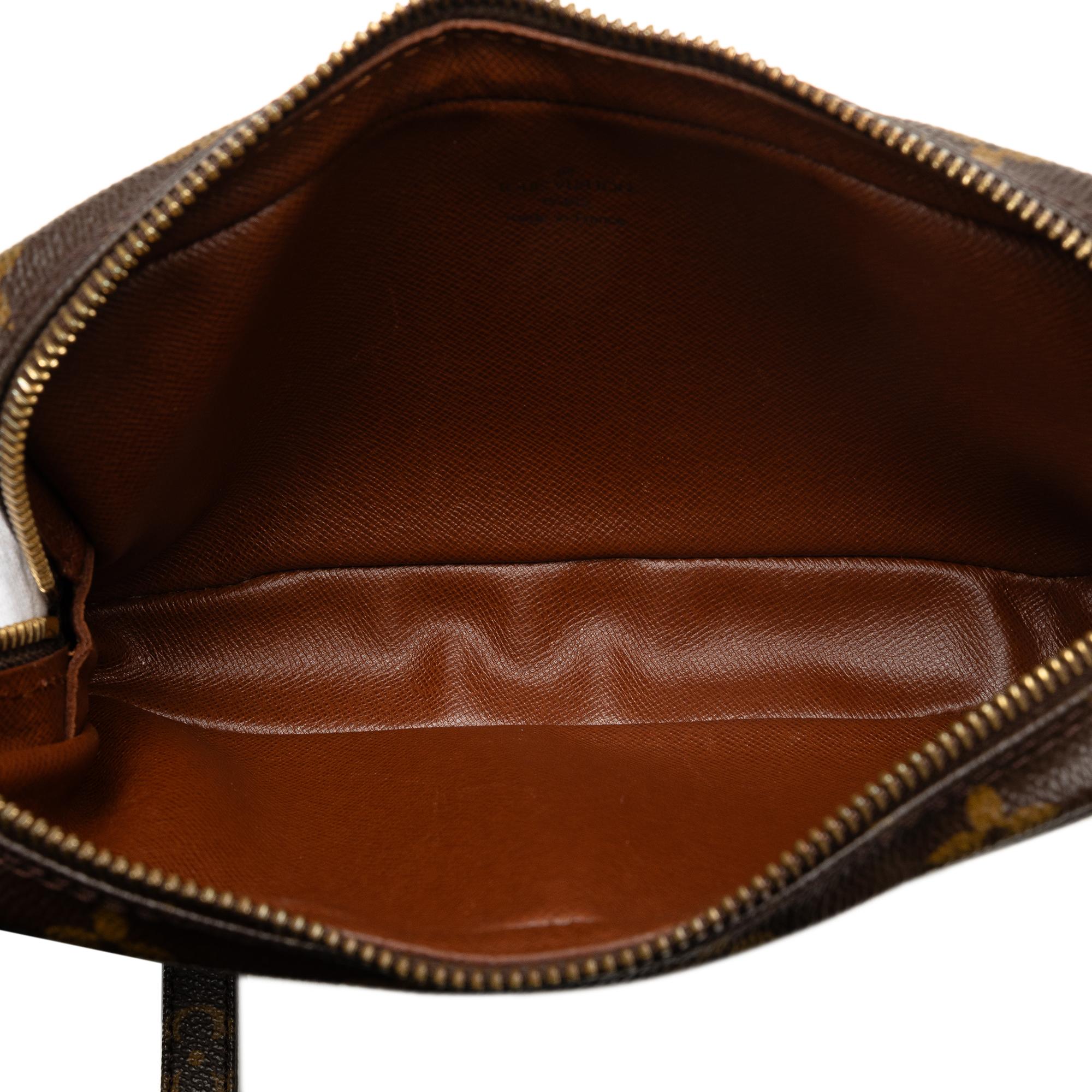Louis Vuitton Monogram Pochette Marly Bandouliere (SHG-gxbvhA)