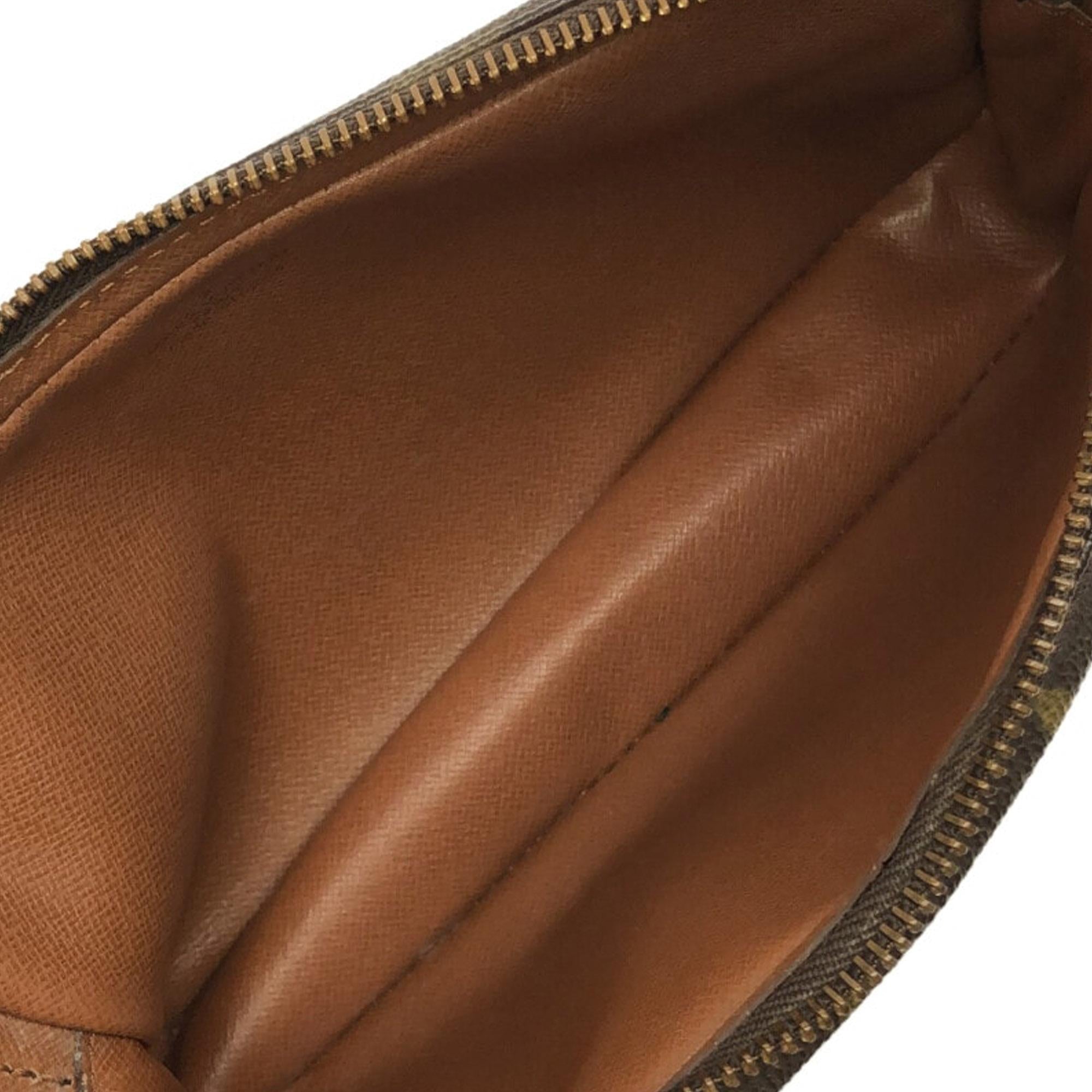 Louis Vuitton Monogram Pochette Marly Bandouliere (SHG-oXX7Y3)