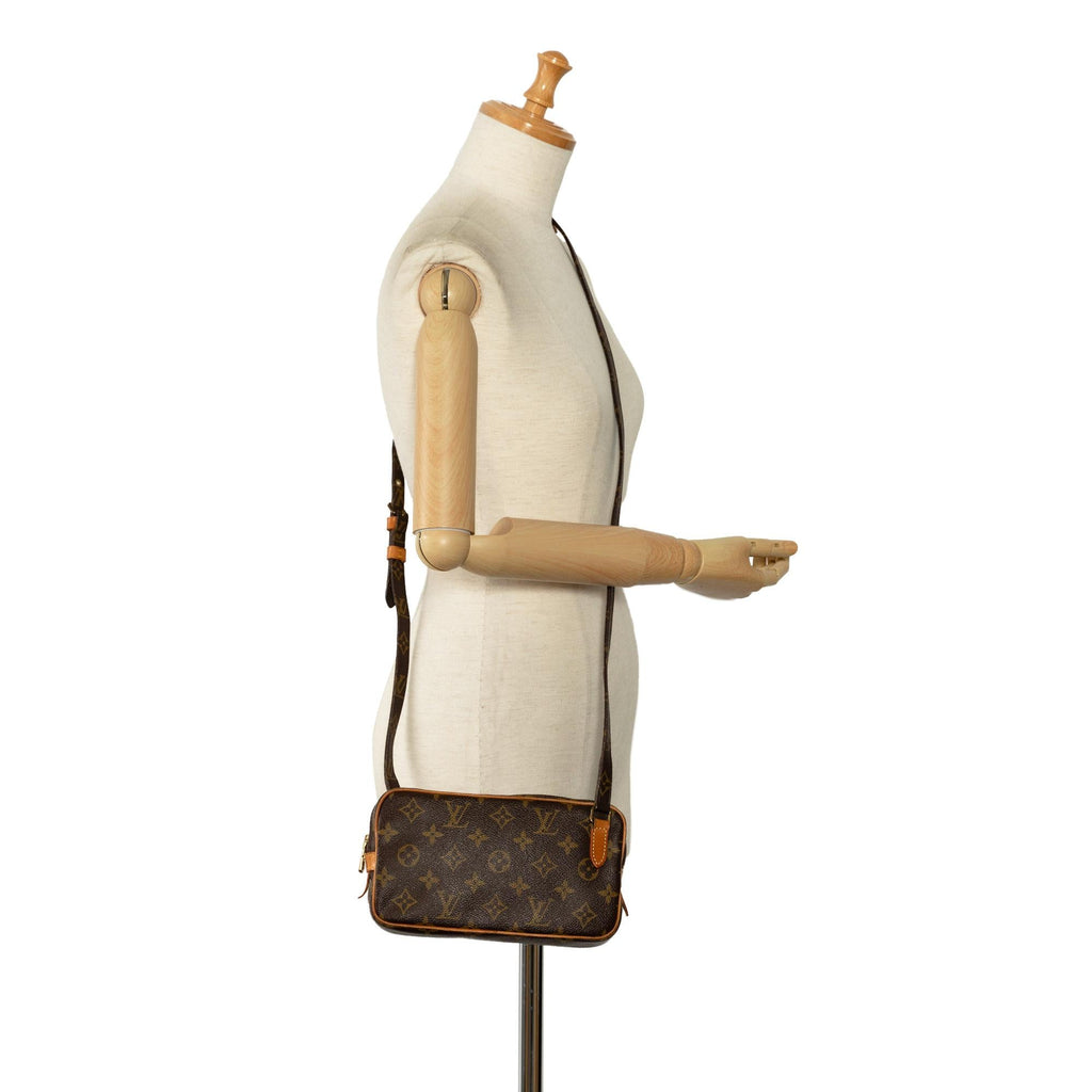 Louis Vuitton Monogram Pochette Marly Bandouliere (SHG-vSClvp)