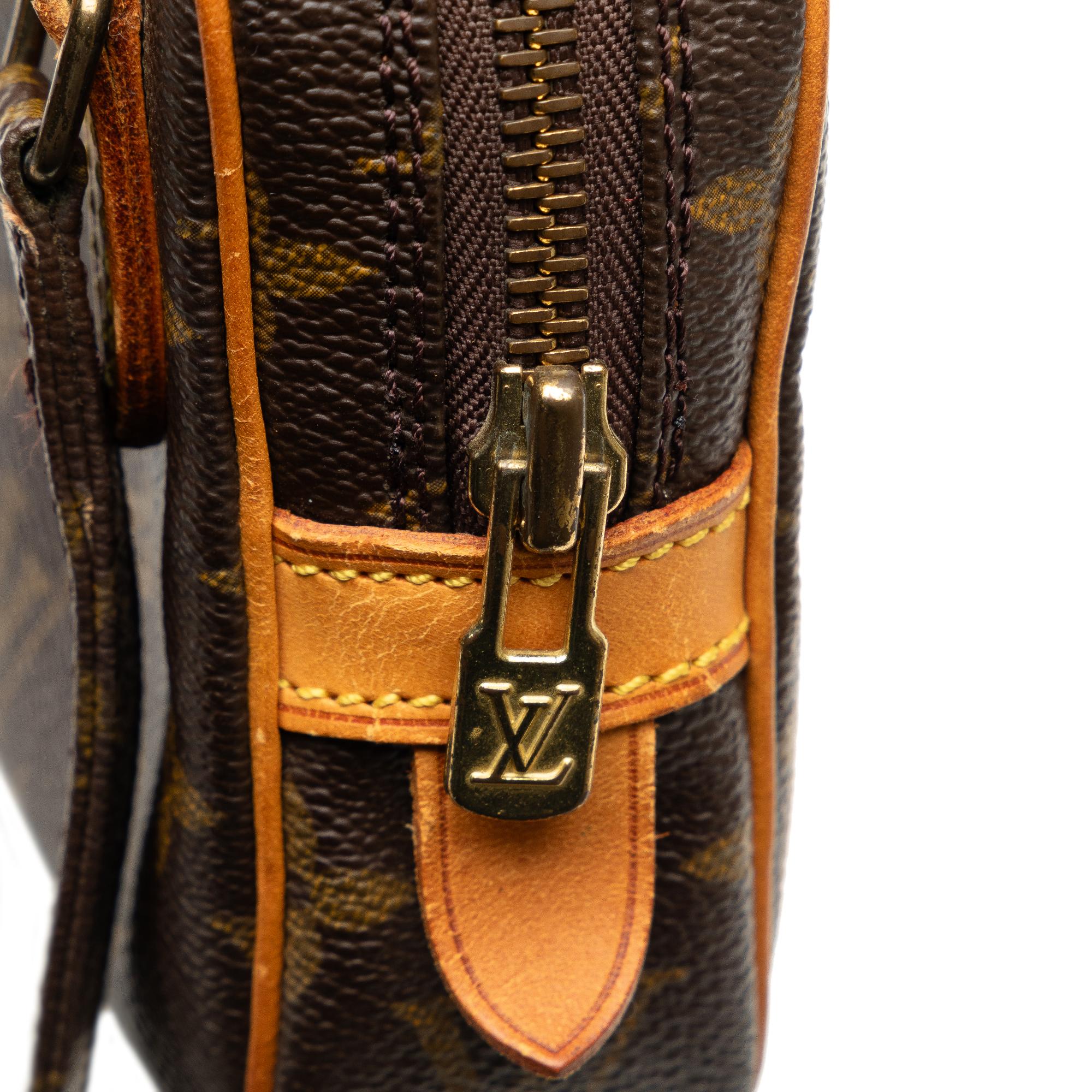 Louis Vuitton Monogram Pochette Marly Bandouliere (SHG-JqE1Oh)