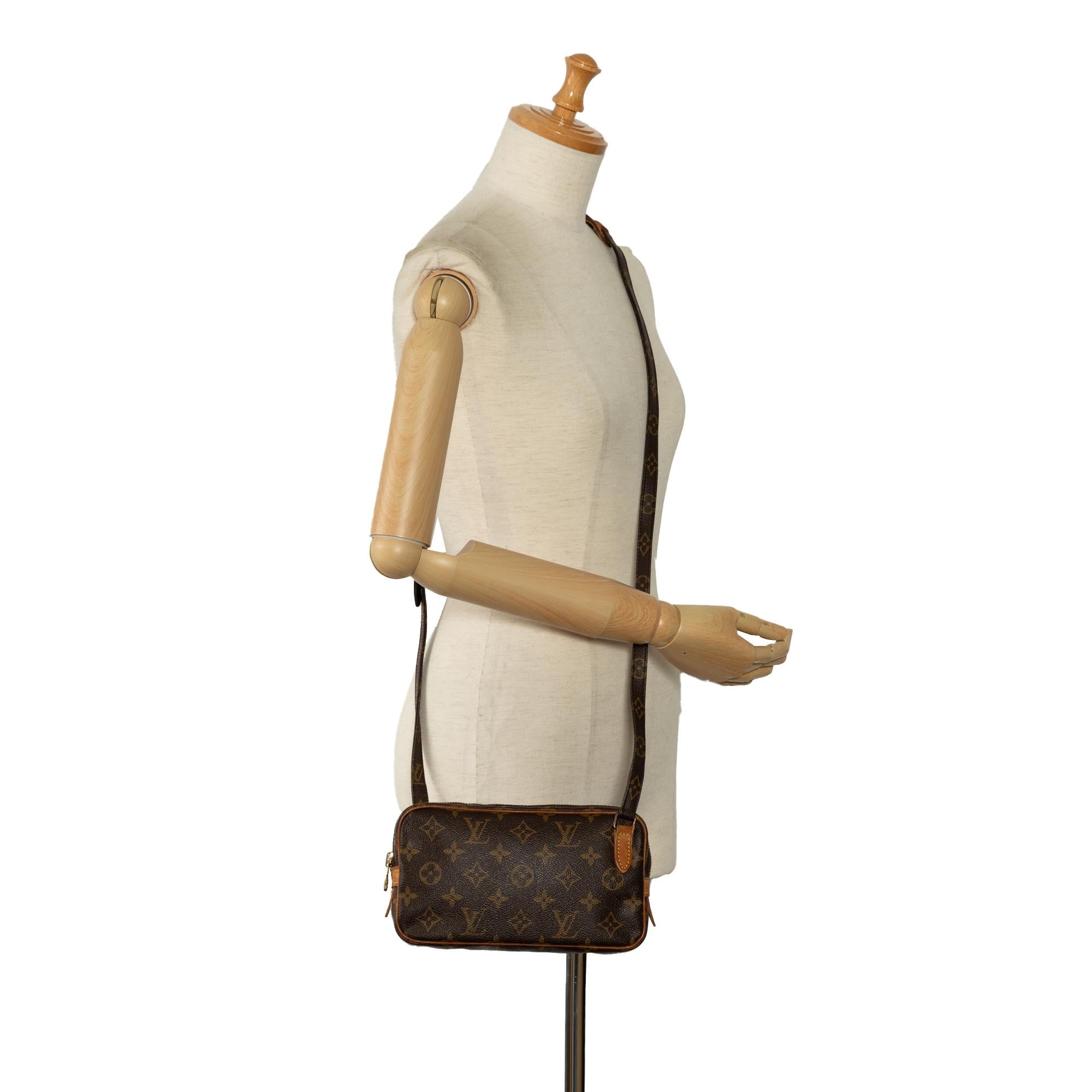 Louis Vuitton Monogram Pochette Marly Bandouliere (SHG-z3FMN2)