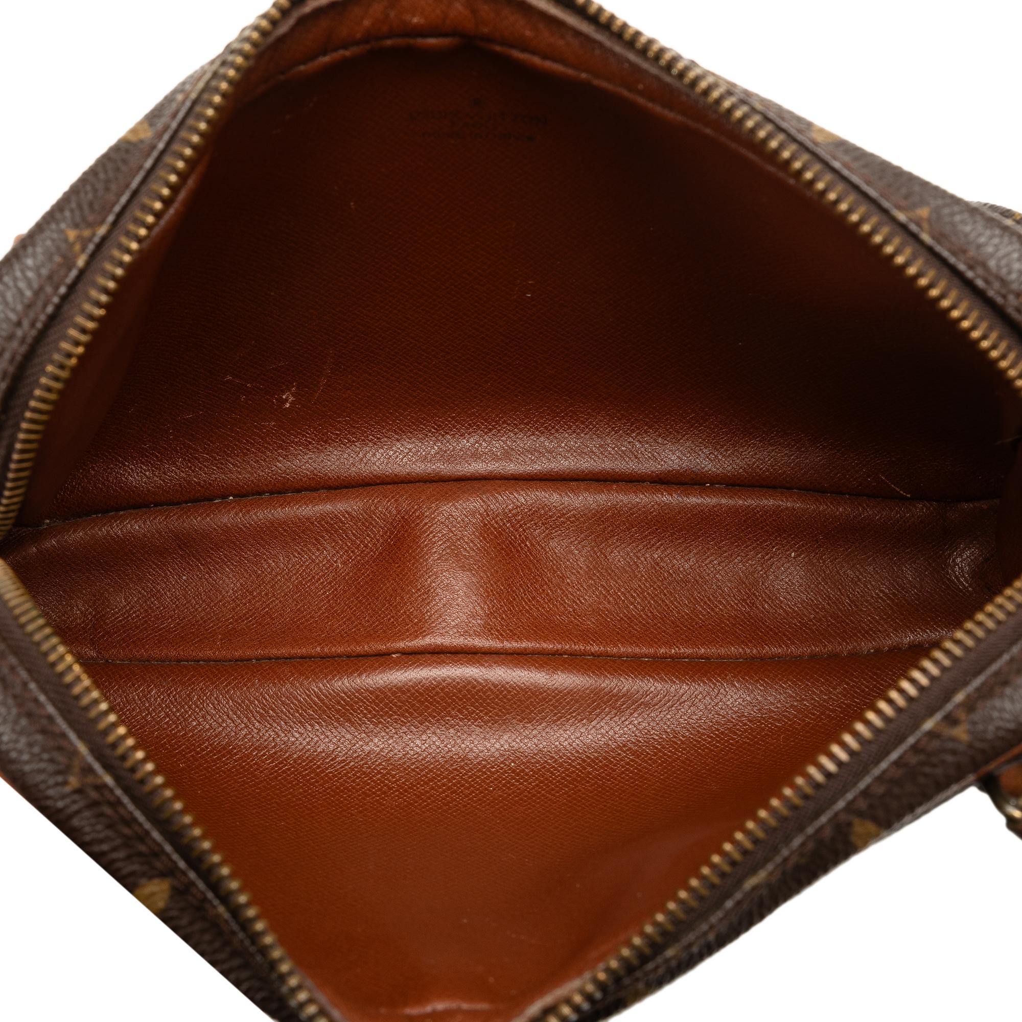 Louis Vuitton Monogram Pochette Marly Bandouliere (SHG-la1O0H)
